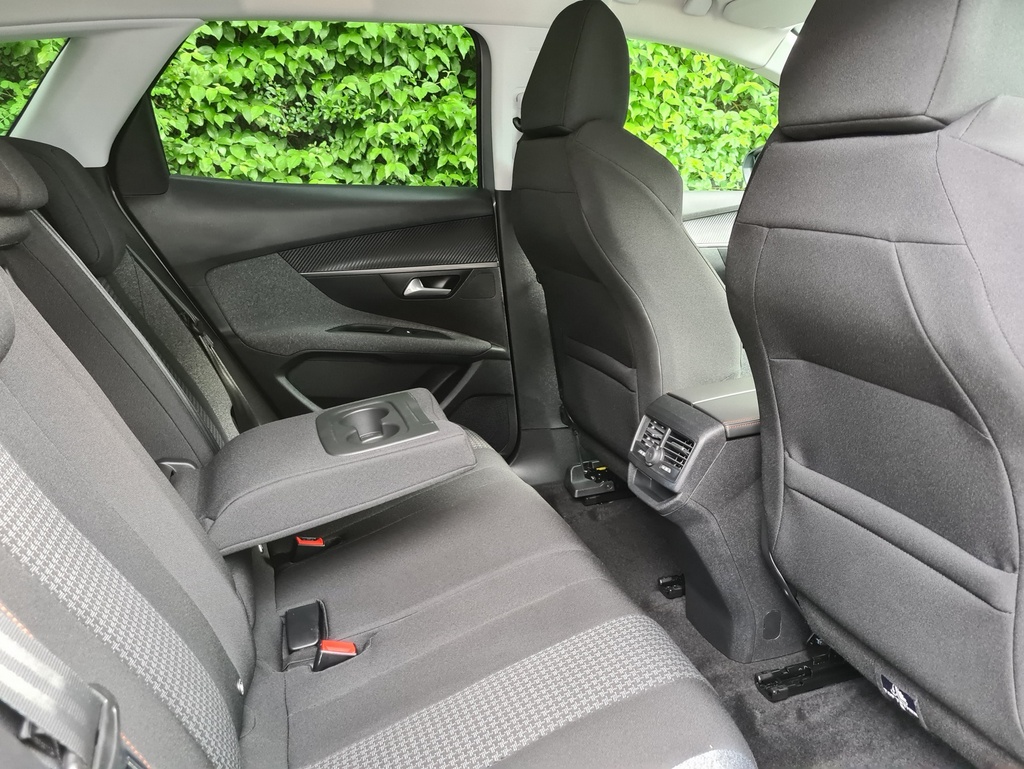 Peugeot 3008 II 1.6 BLUEHDI 120 S&amp;S ACTIVE BUSINESS EAT6