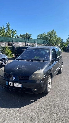 Renault Clio II (2) 1.5 DCI 80 CONFORT PACK CLIM DYNAMIQUE 5P