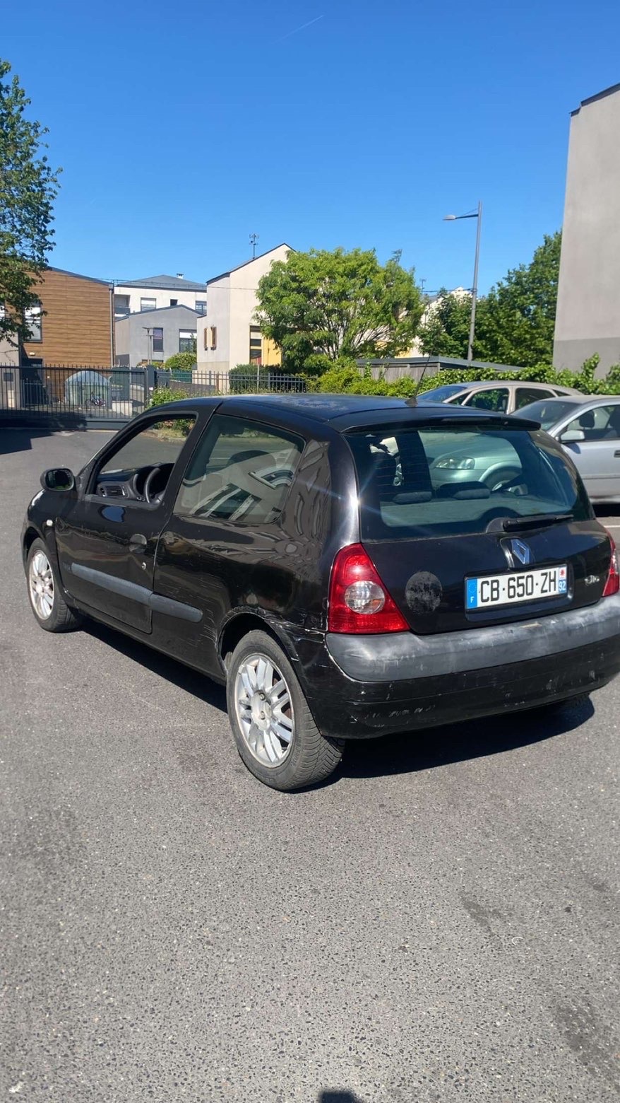 Renault Clio II (2) 1.5 DCI 80 CONFORT PACK CLIM DYNAMIQUE 5P