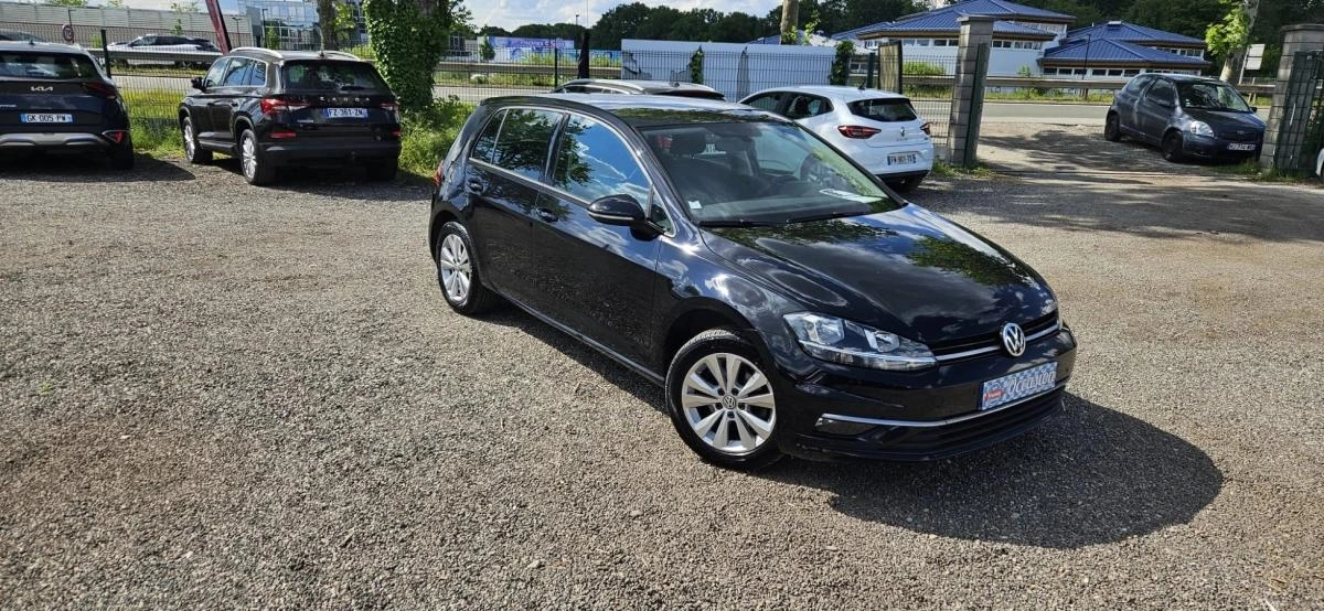 Volkswagen Golf 1.0 TSI 115 CONFORT LINE BUSINESS DSG 9575 HT 1ére main