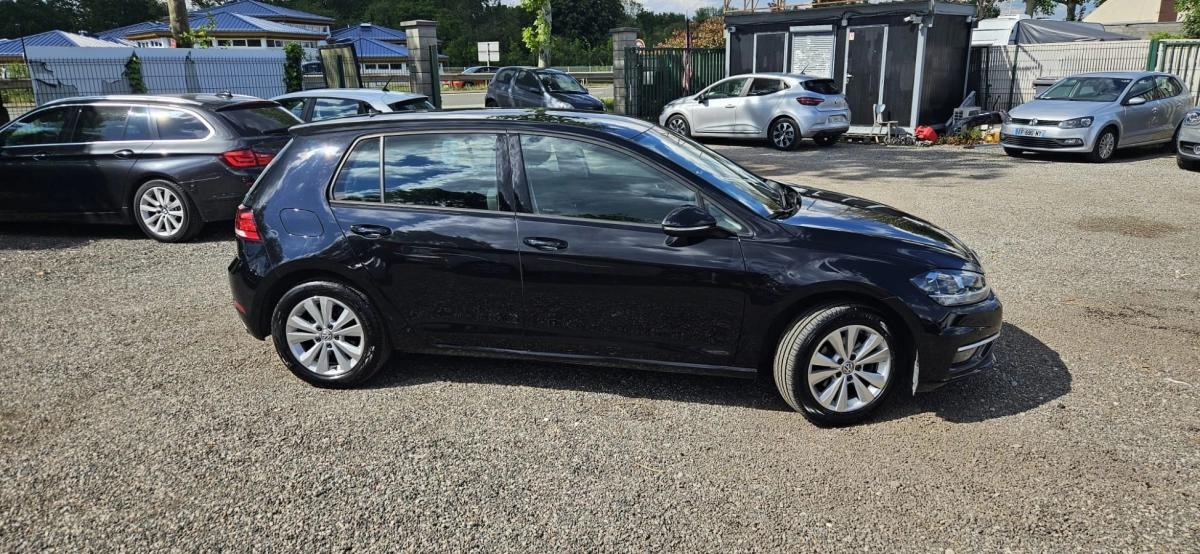 Volkswagen Golf 1.0 TSI 115 CONFORT LINE BUSINESS DSG 9575 HT 1ére main