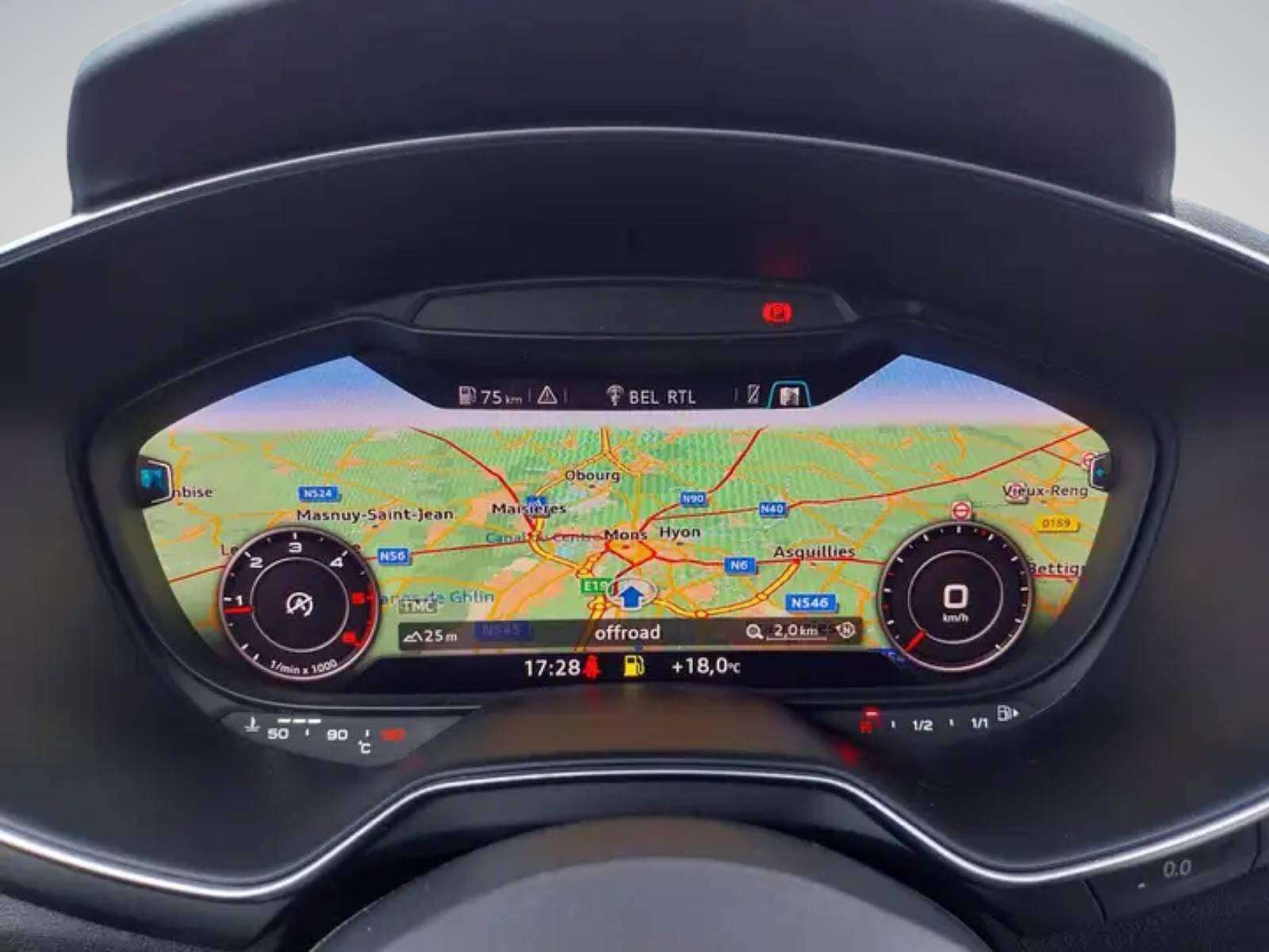Audi TT Cabriolet 2.0 TDi ultra//ALCANTARA-NAVI-XENON//