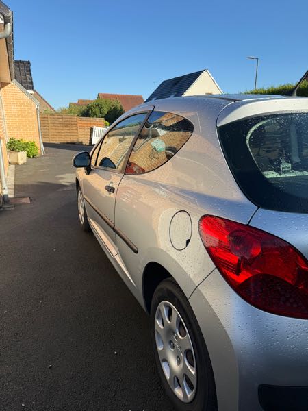 Peugeot 207 1.4 16V 90 URBAN 3P
