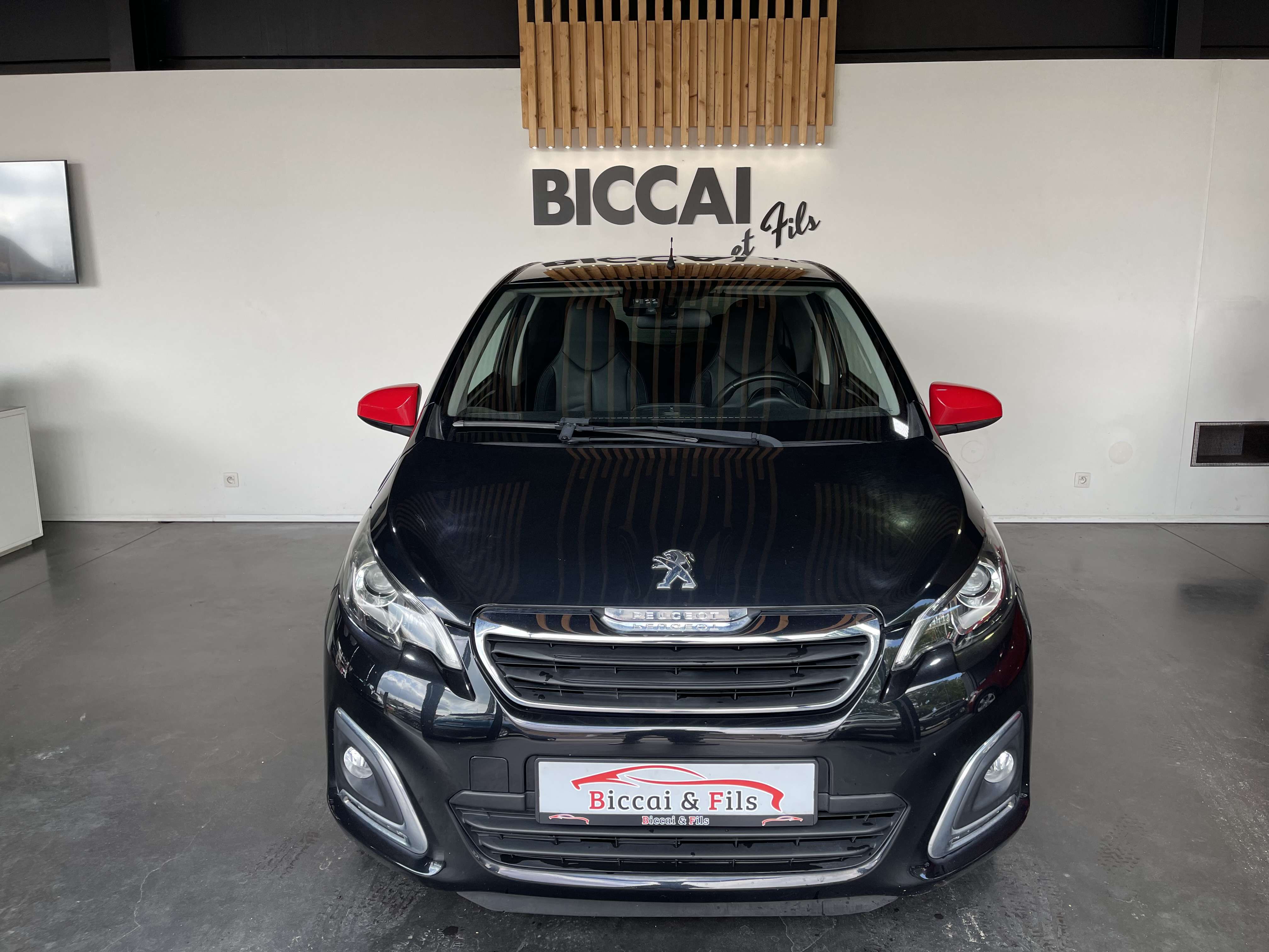Peugeot 108 108 //sièges chauff / clim / cuir //