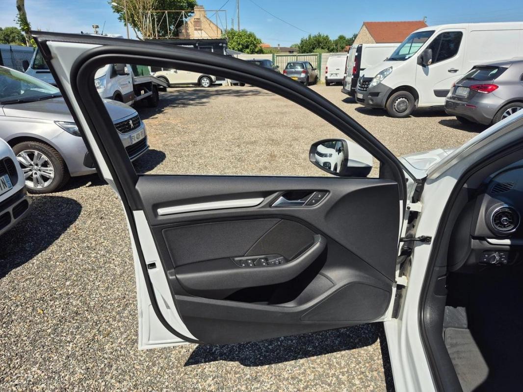 Audi A3 2.0 TDI 150cv DSG7 Sportback business line 13325 HT ! 1ÉRE MAIN