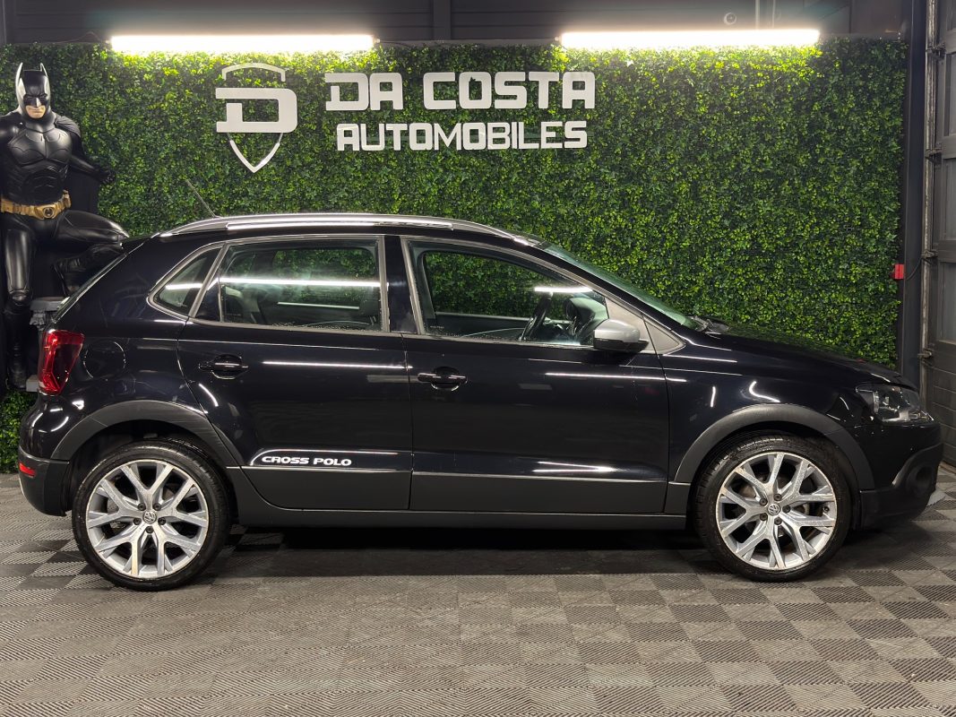 Volkswagen Polo CROSS 1.2 TSI 90 Cv DSG7 ECRAN GPS 5 PORTES / 34 200 Kms CRIT AIR 1 - GARANTIE AN