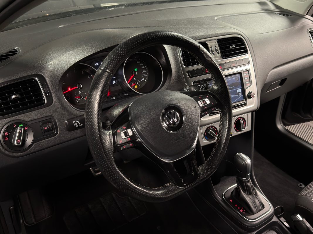 Volkswagen Polo CROSS 1.2 TSI 90 Cv DSG7 ECRAN GPS 5 PORTES / 34 200 Kms CRIT AIR 1 - GARANTIE AN