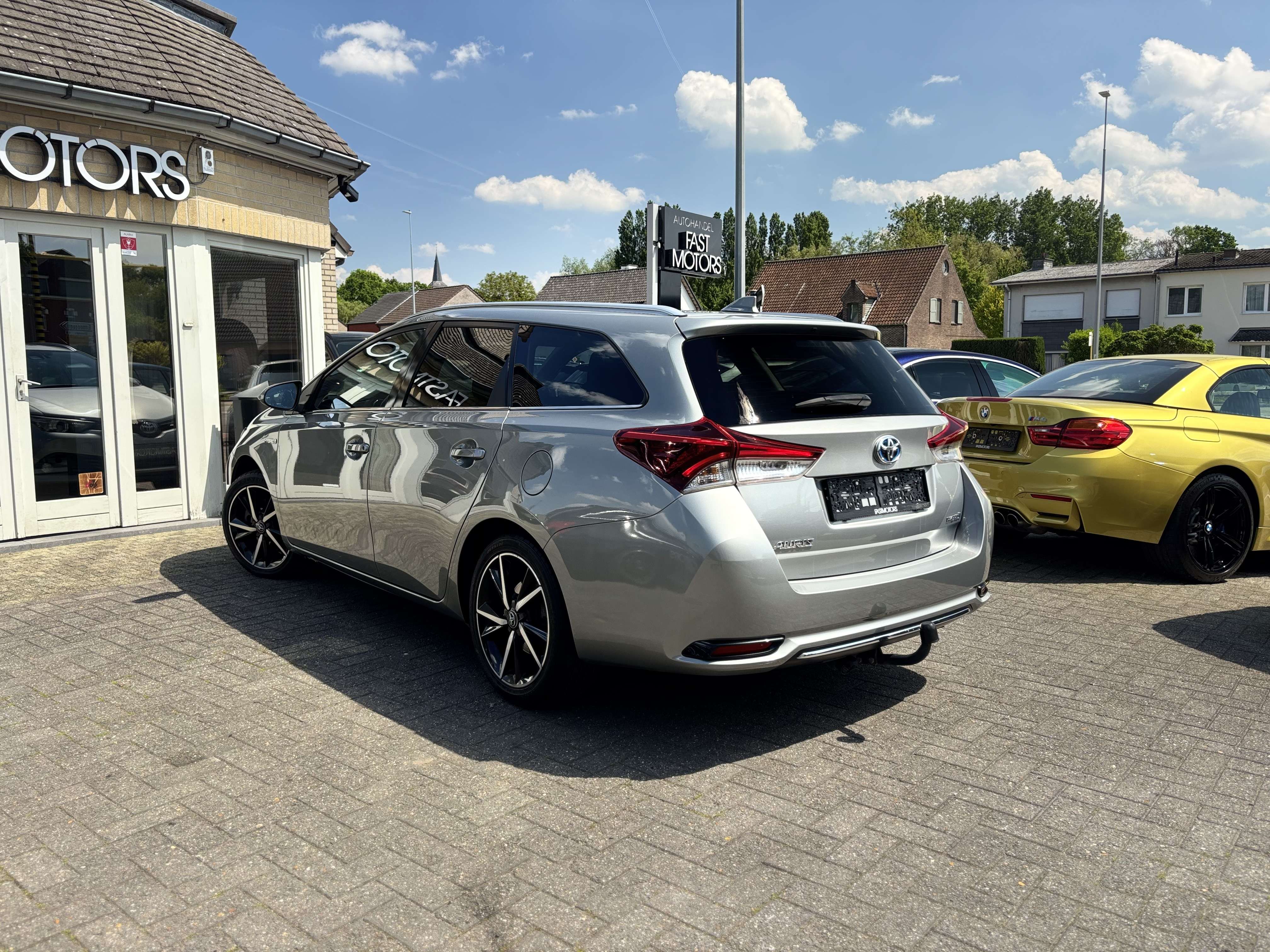 Toyota Auris Auris HYBRID SW HEV 1.8i HSD Business Plus E-CVT