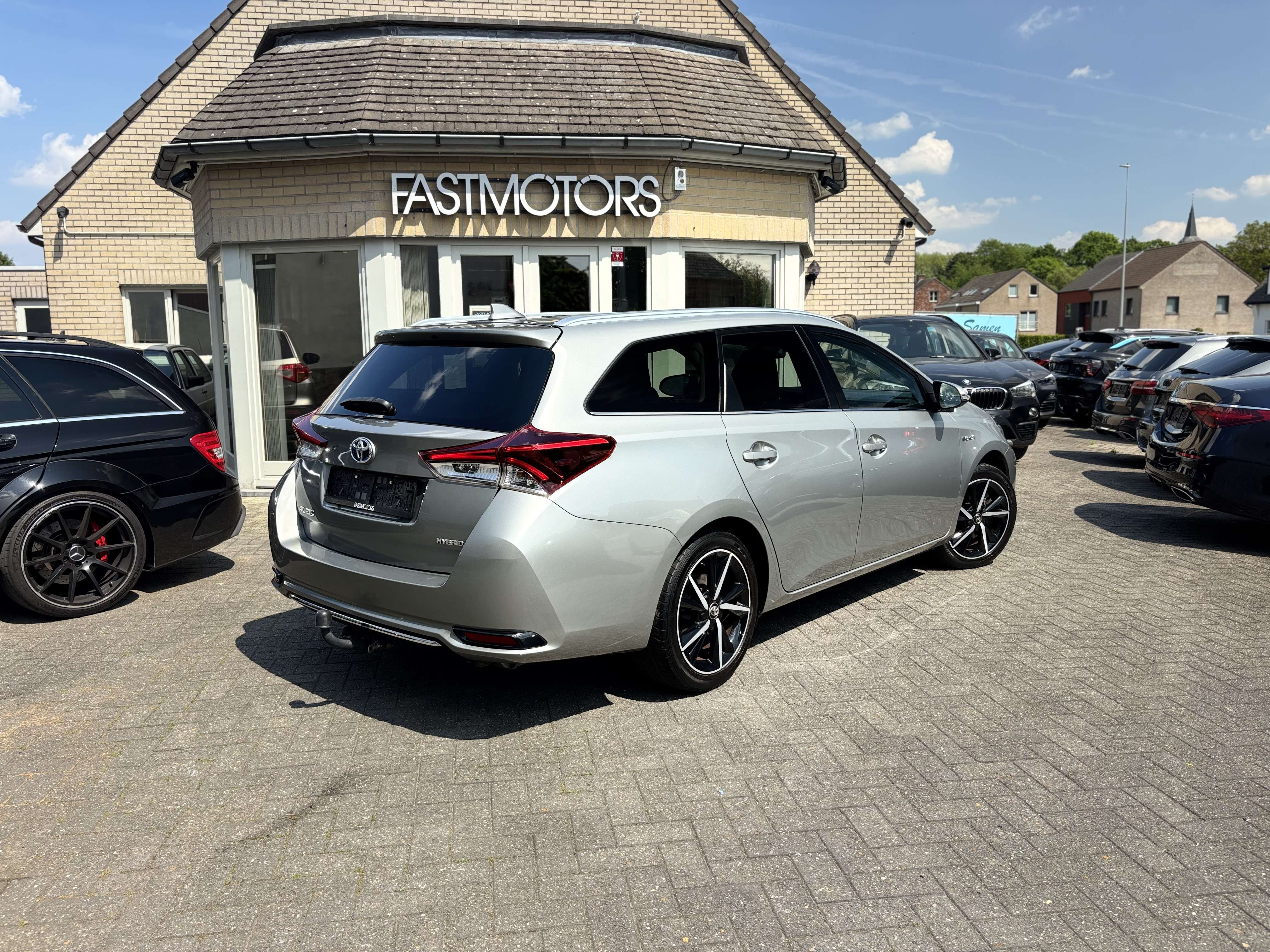 Toyota Auris Auris HYBRID SW HEV 1.8i HSD Business Plus E-CVT