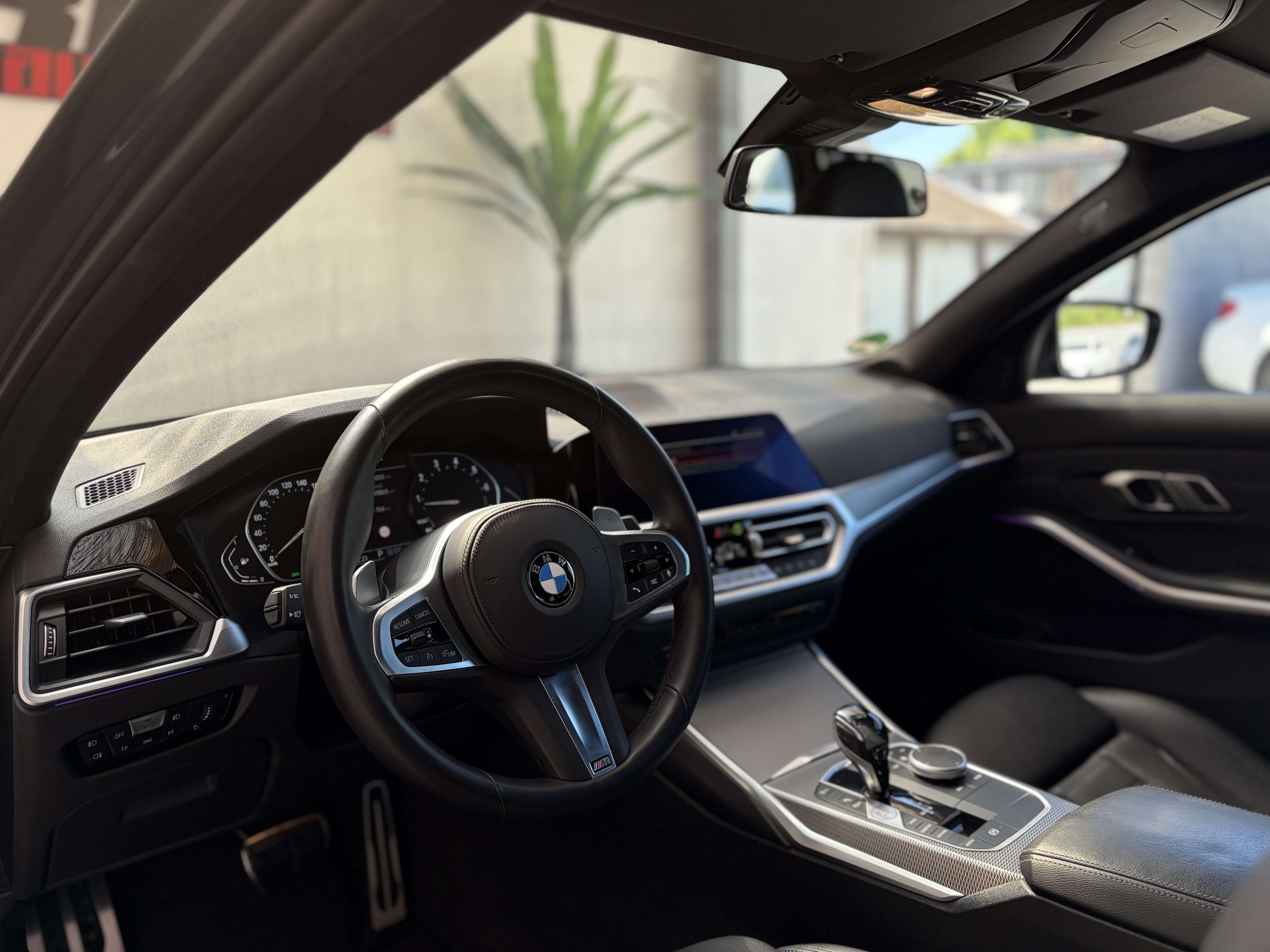 BMW 320 BMW 320iA Touring Pack M