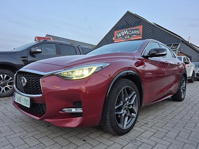 Infiniti Q30 1.5D 109 BUSINESS EXECUTIVE