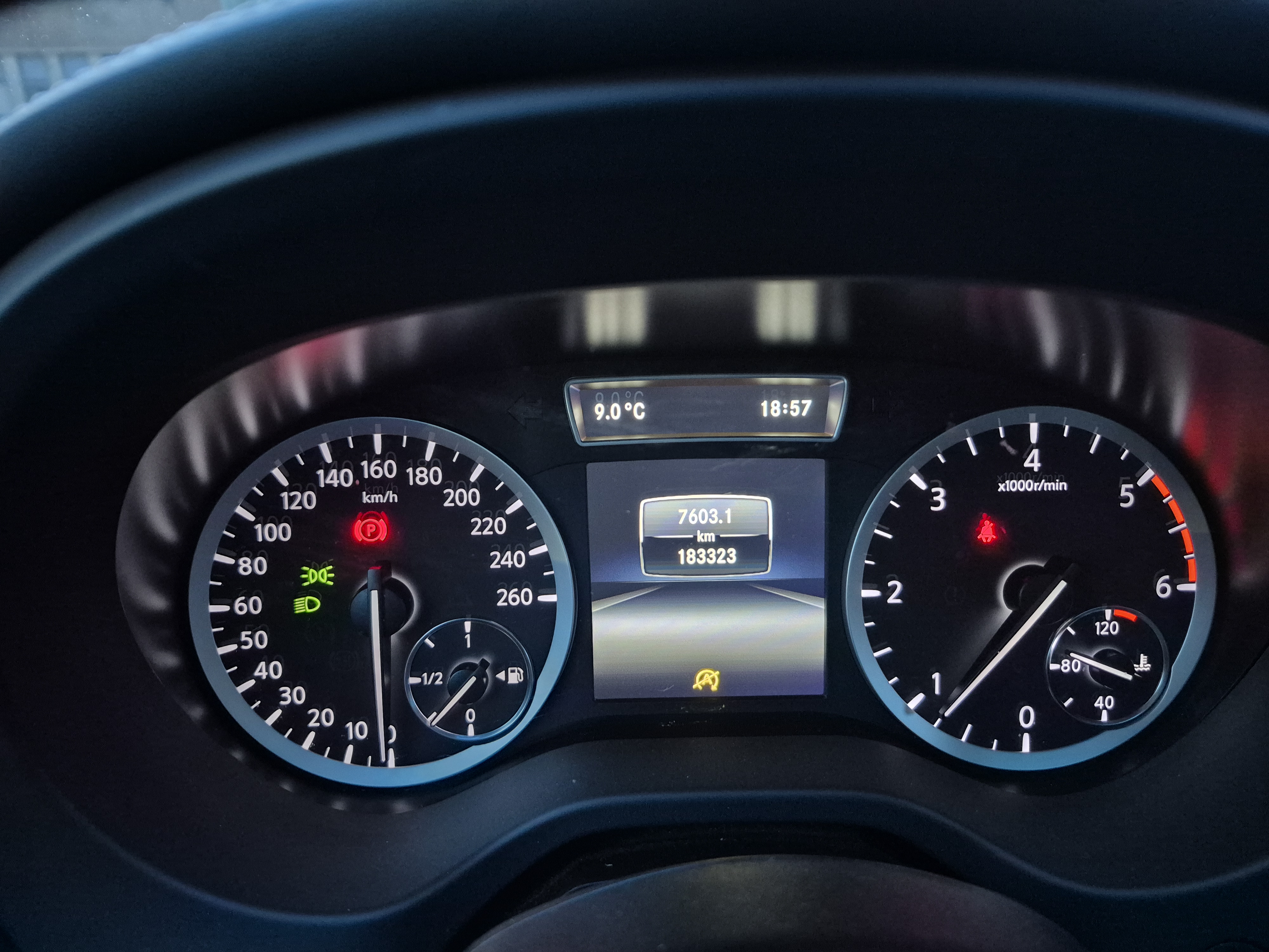Infiniti Q30 1.5D 109 BUSINESS EXECUTIVE