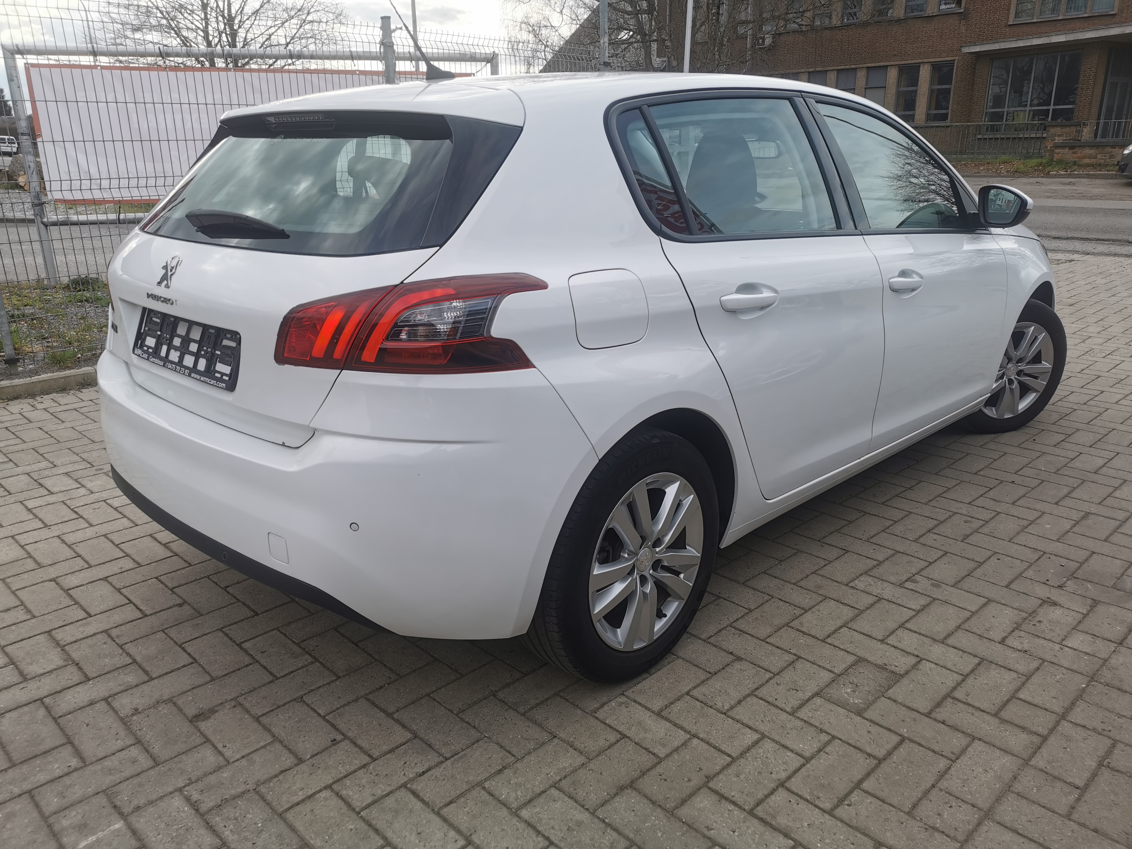 Peugeot 308 III 1.5 BLUEHDI 130 ACTIVE PACK AUTO8