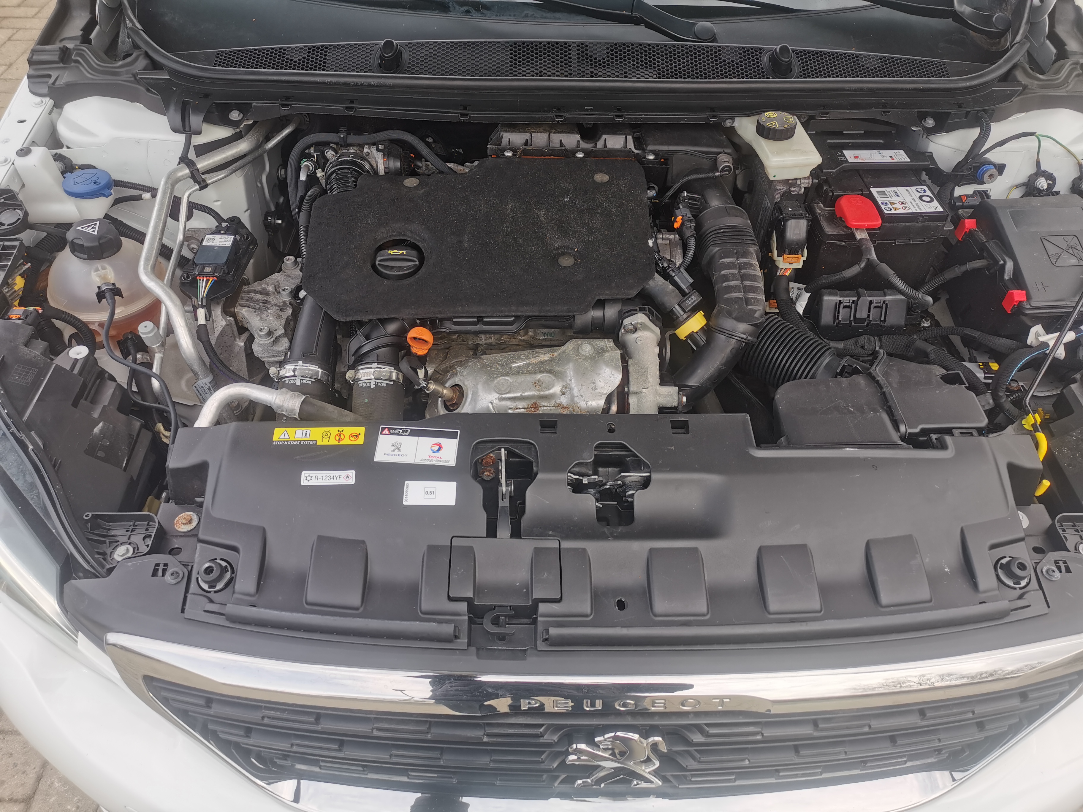 Peugeot 308 III 1.5 BLUEHDI 130 ACTIVE PACK AUTO8