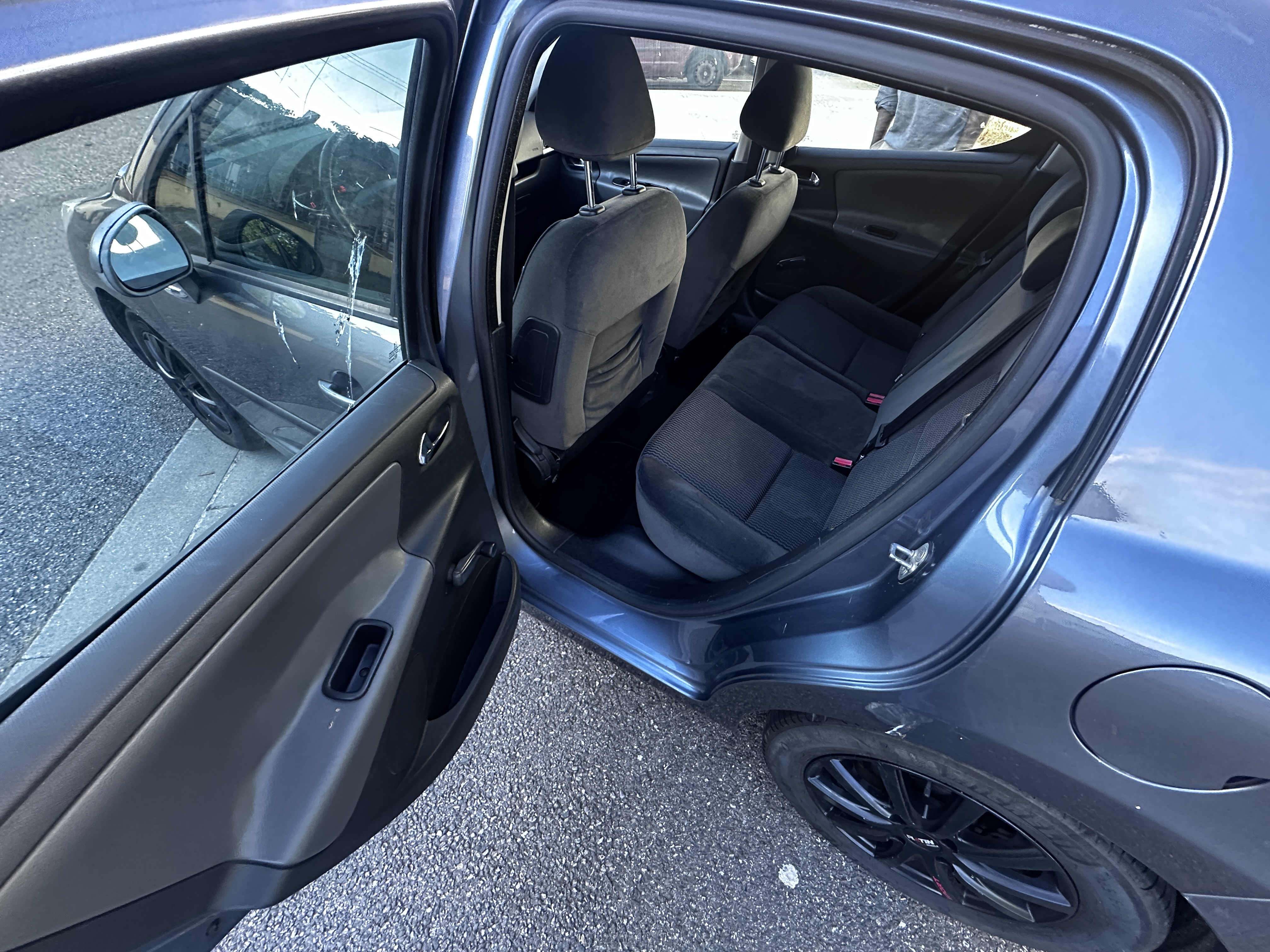 Peugeot 207 1.6 VTI 120 PREMIUM BVA 5P