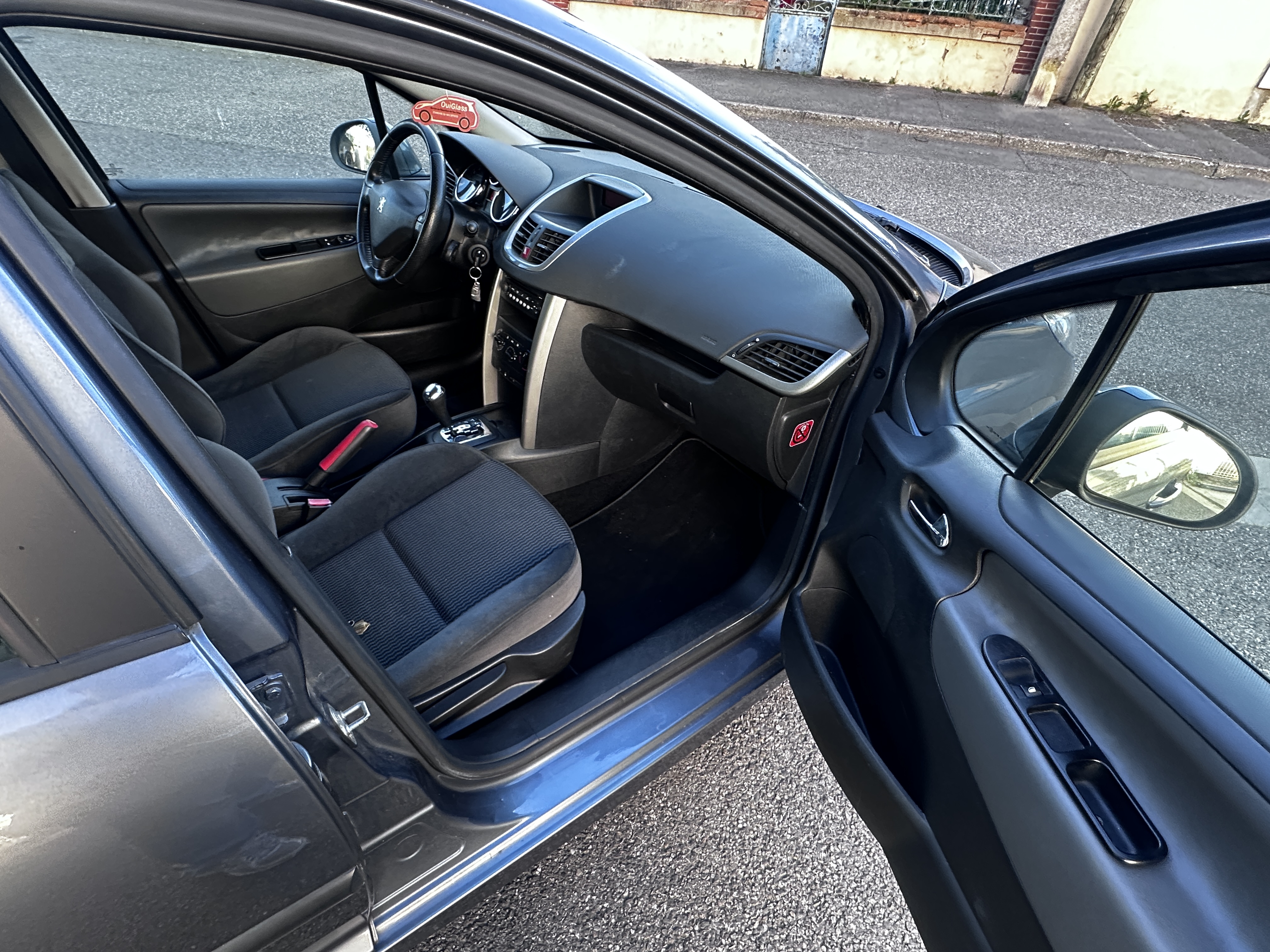 Peugeot 207 1.6 VTI 120 PREMIUM BVA 5P