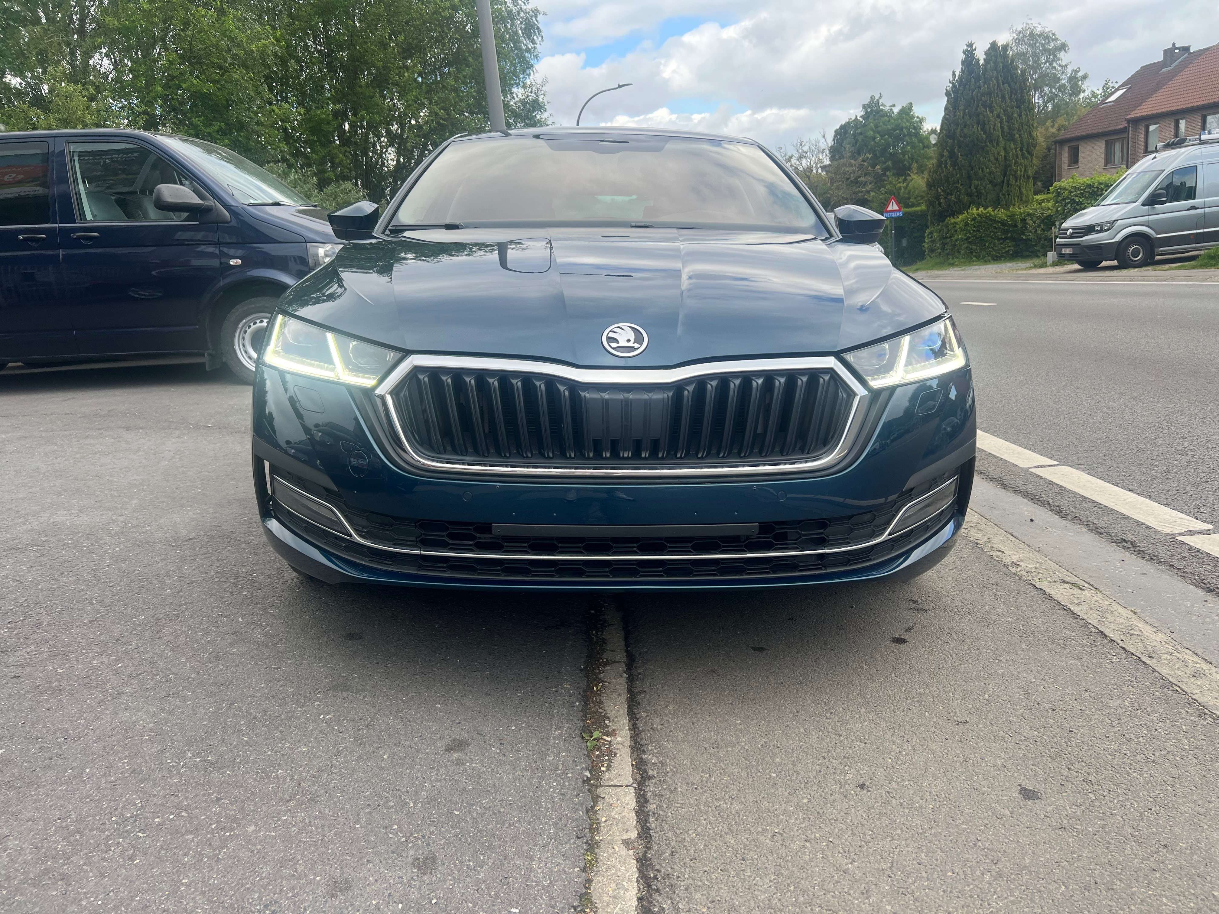 Skoda Octavia 1.0 TSI eTec MHE Clever  DSG AUTOMATIQUE FULL GPS CAMÉRA GARANTIE CRÉDIT 100% 86.000KMS