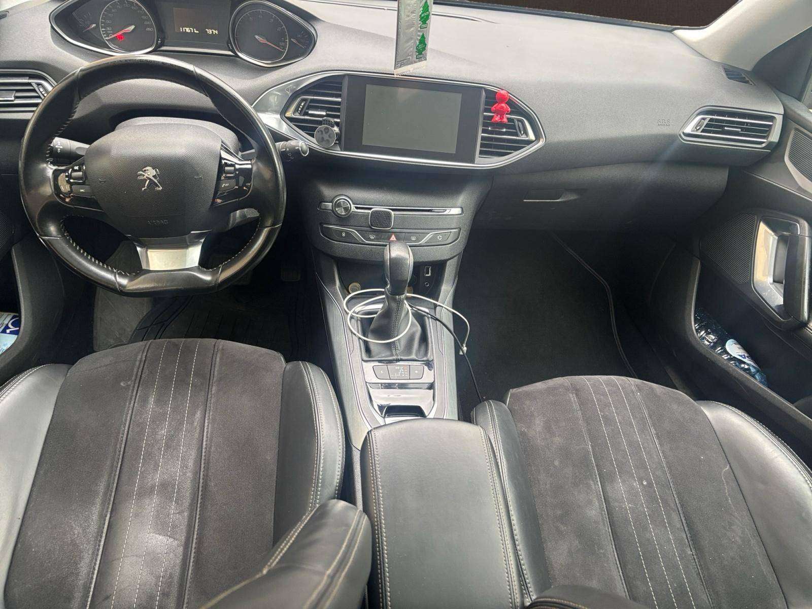Peugeot 308 308 1.2 PureTech Allure STT/GARANTIE 12 MOIS