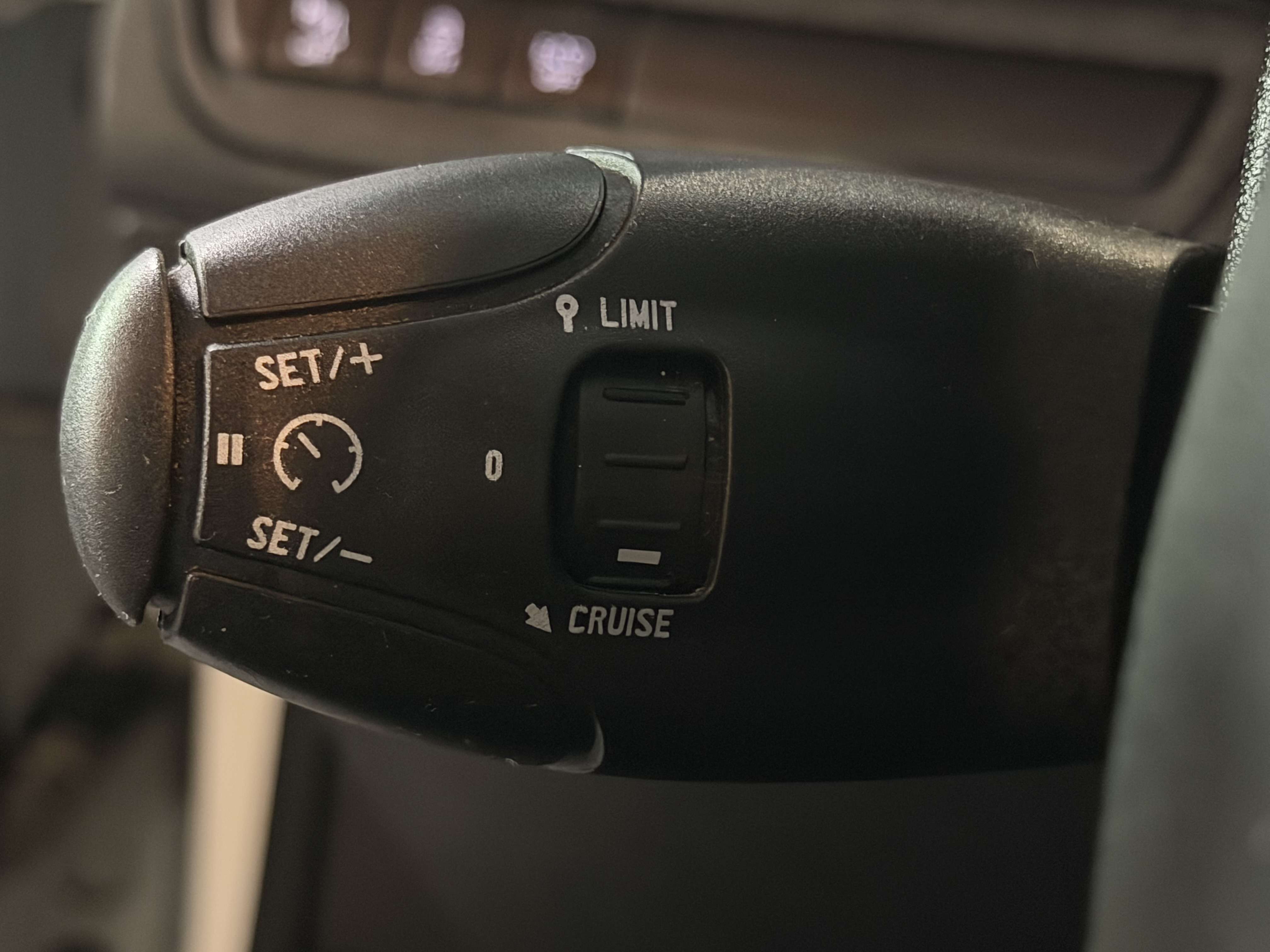 Peugeot 2008 2008 1.2 ALLURE S/12 mois de garantie