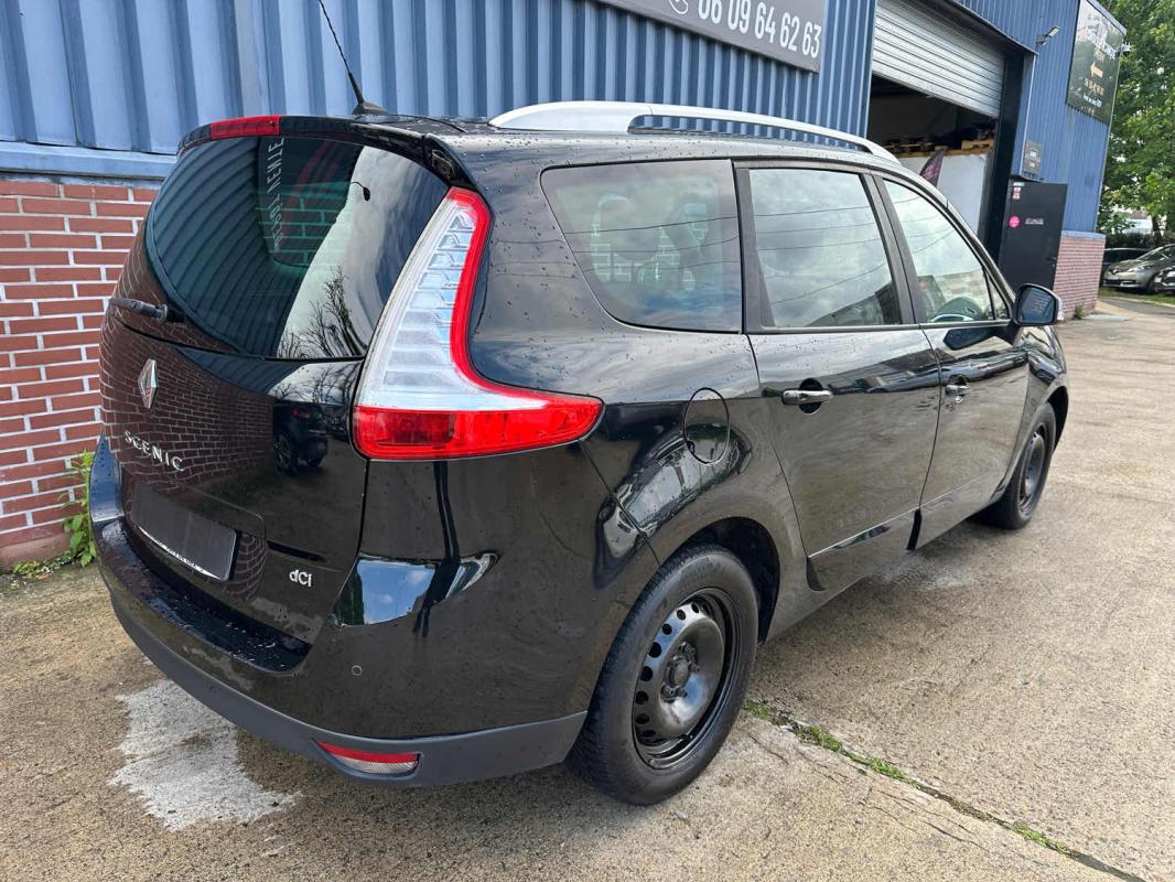 Renault Scenic 1.5 dCi 110ch Authentique 7 places
