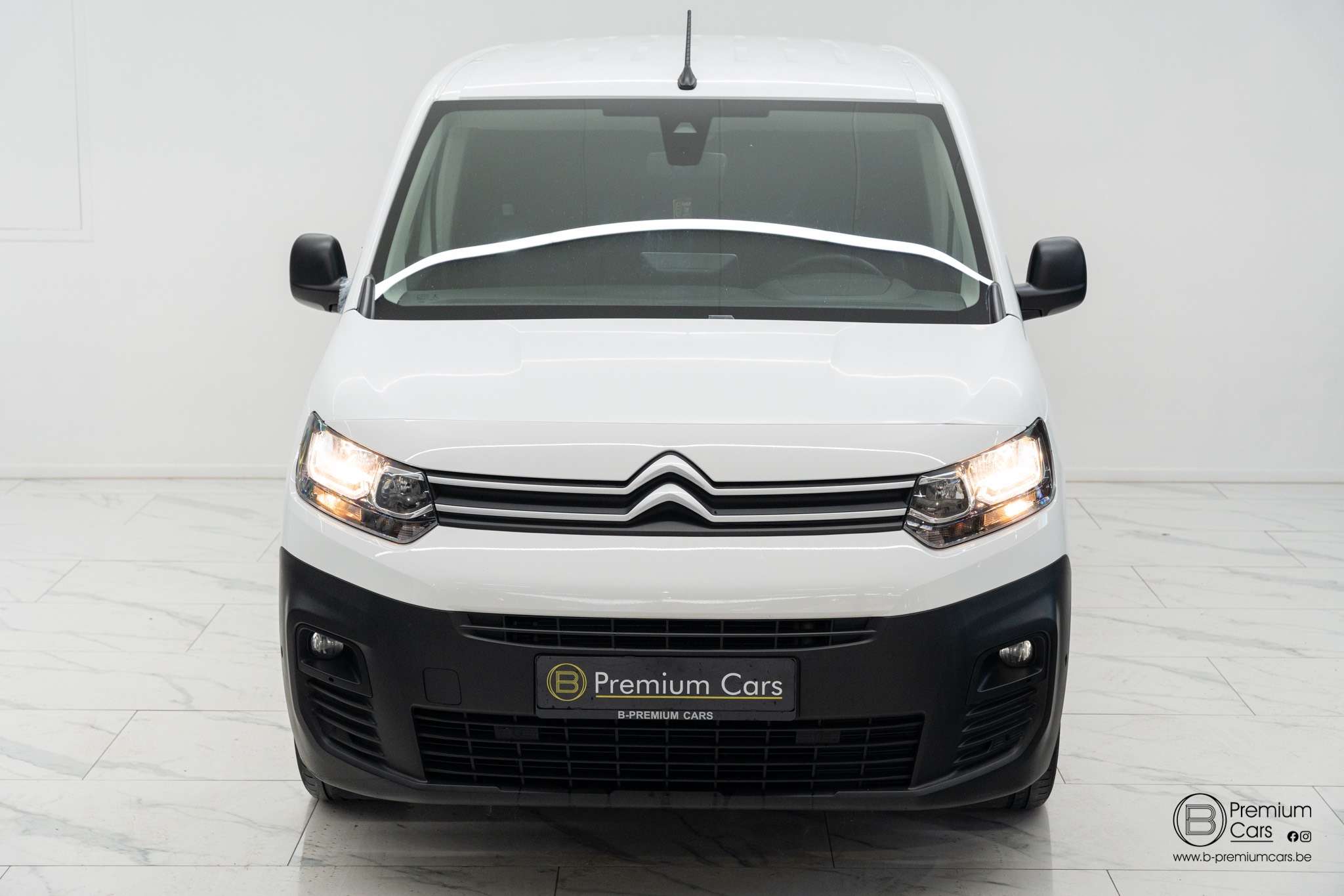 Citroen Berlingo 1.5 HDI! Full options! Airco, cruise, camera!