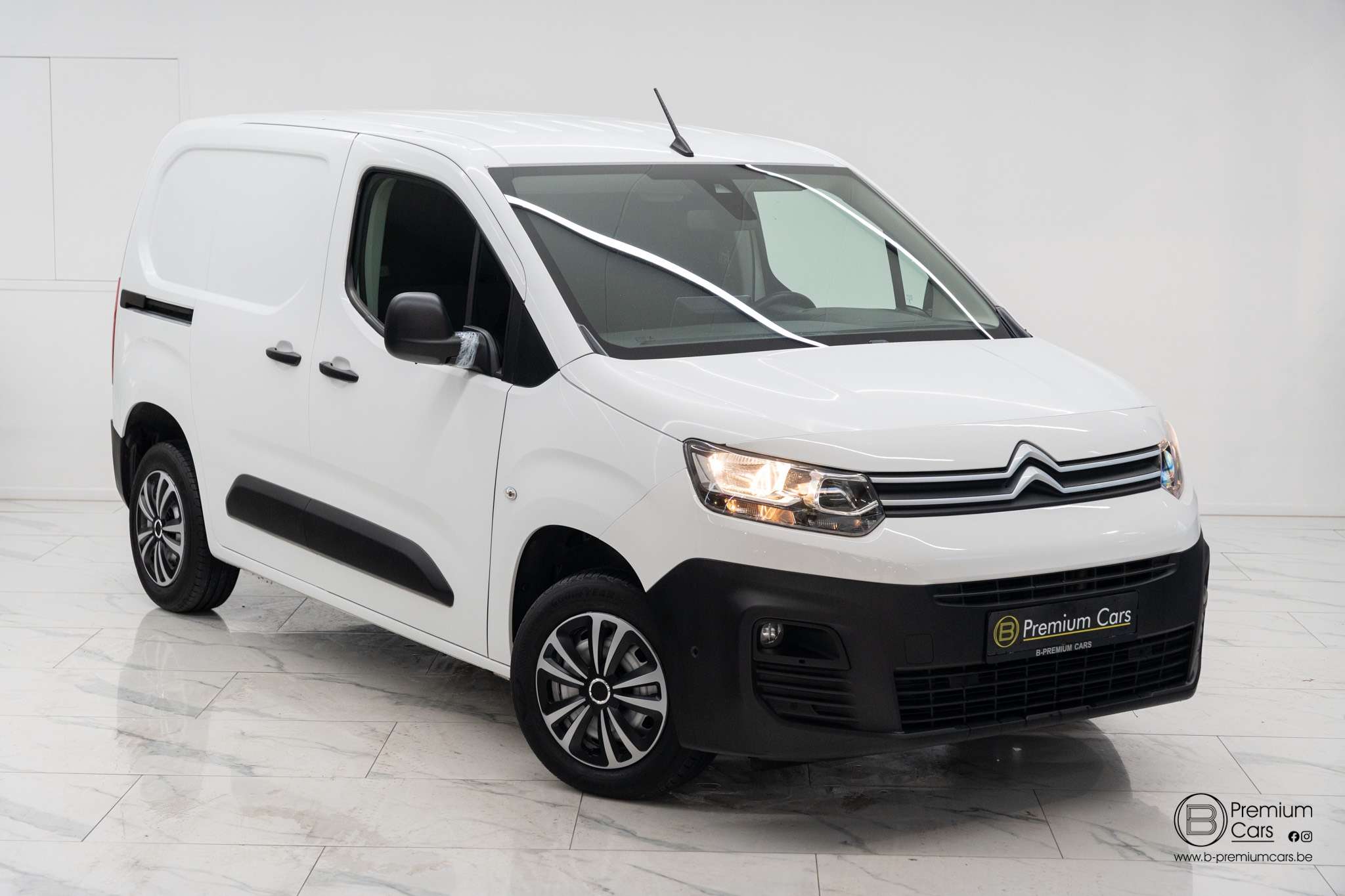 Citroen Berlingo 1.5 HDI! Full options! Airco, cruise, camera!