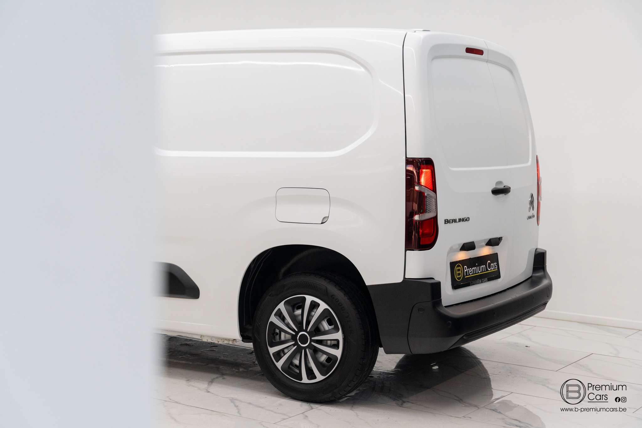 Citroen Berlingo 1.5 HDI! Full options! Airco, cruise, camera!