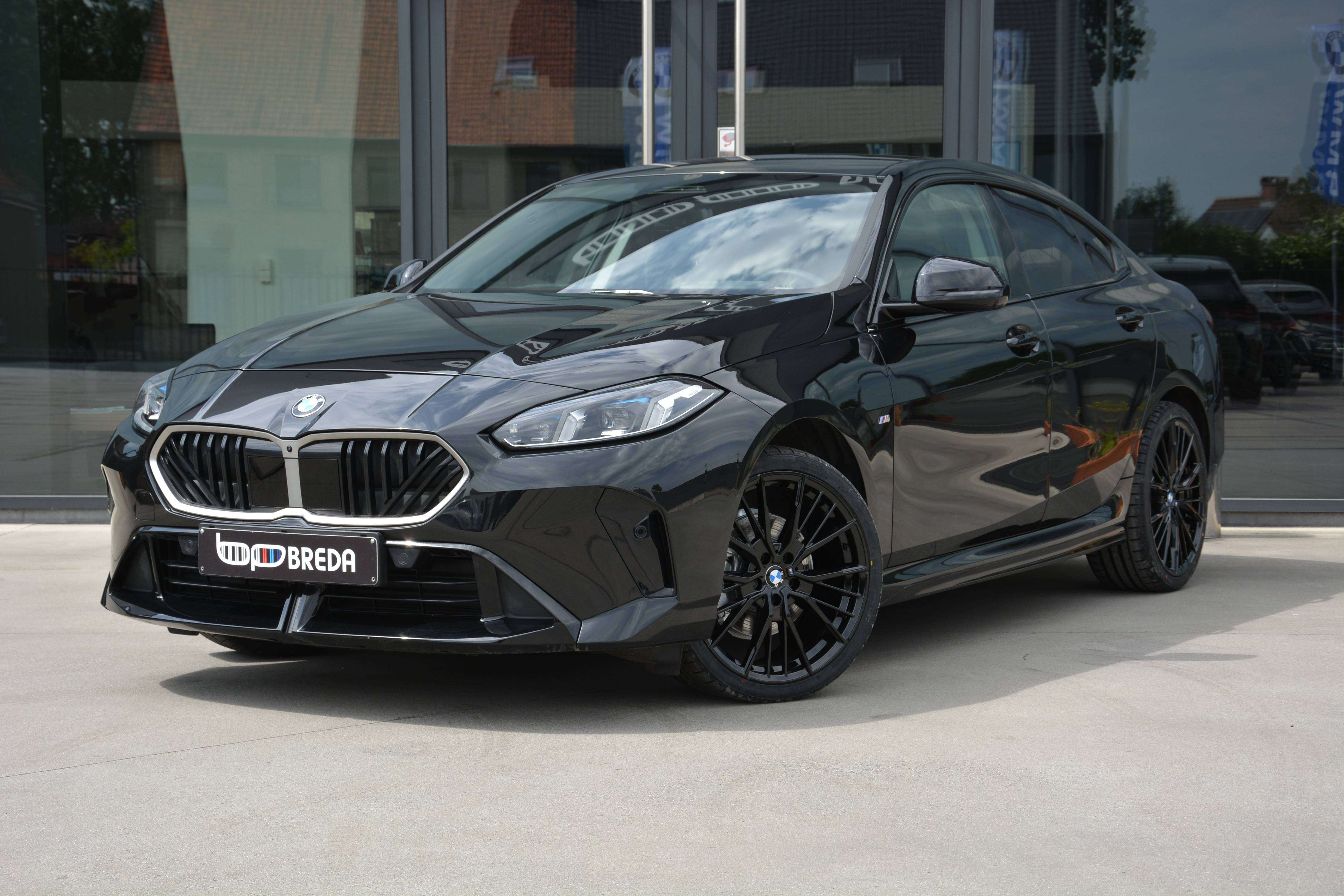 BMW 220 I Gran Coupé M-Sport/HUD/ACC/360 cam/Memory/Keyless