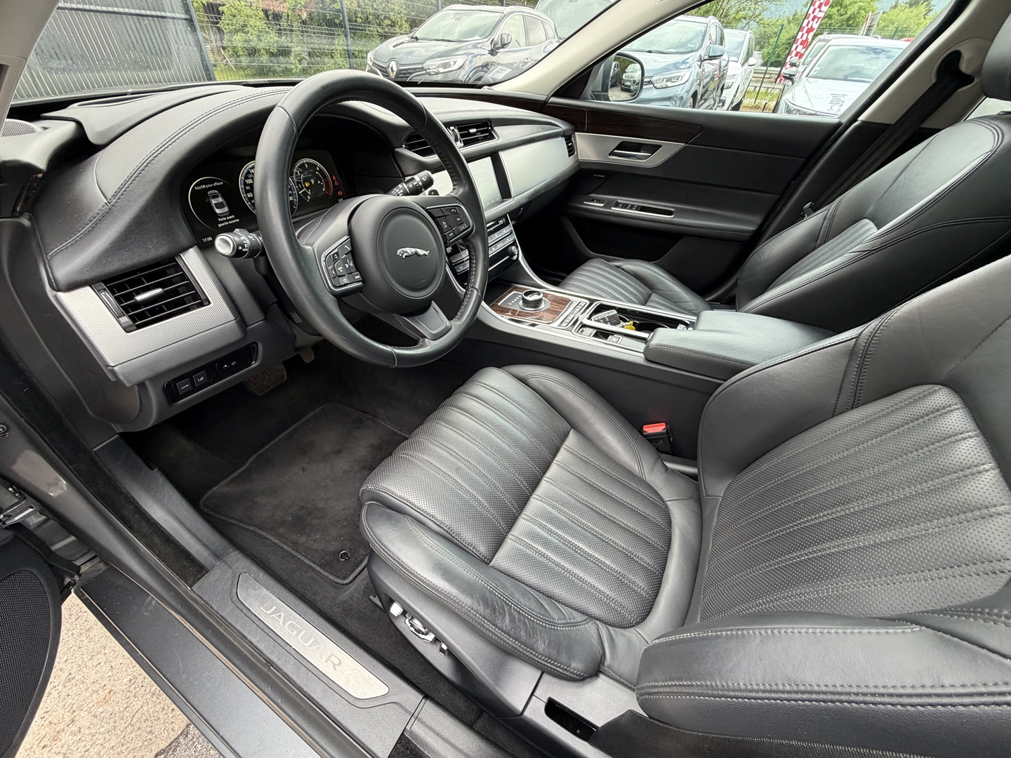 Jaguar XF V6 3.0 D 300CH PORTFOLIO BVA