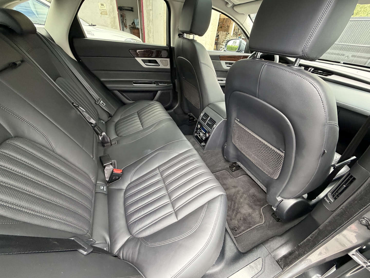 Jaguar XF V6 3.0 D 300CH PORTFOLIO BVA