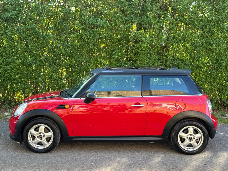 Mini MINI ONE D 90CH PACK CHILI * TOIT OUVRANT * 11/2010 * 1ERE MAIN * GARANTIE