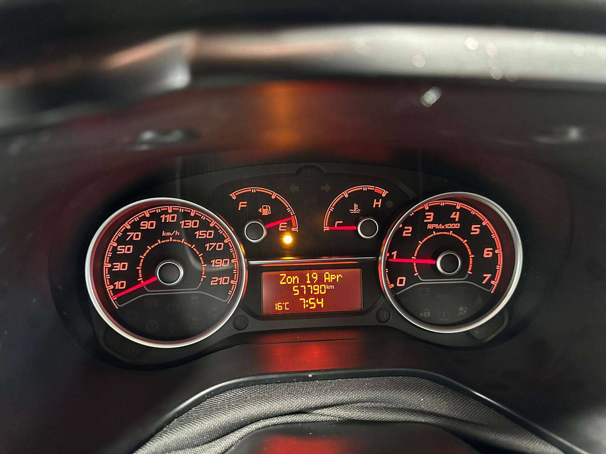 Fiat Doblo 1.6D Multijet * 1 Jaar Garantie *