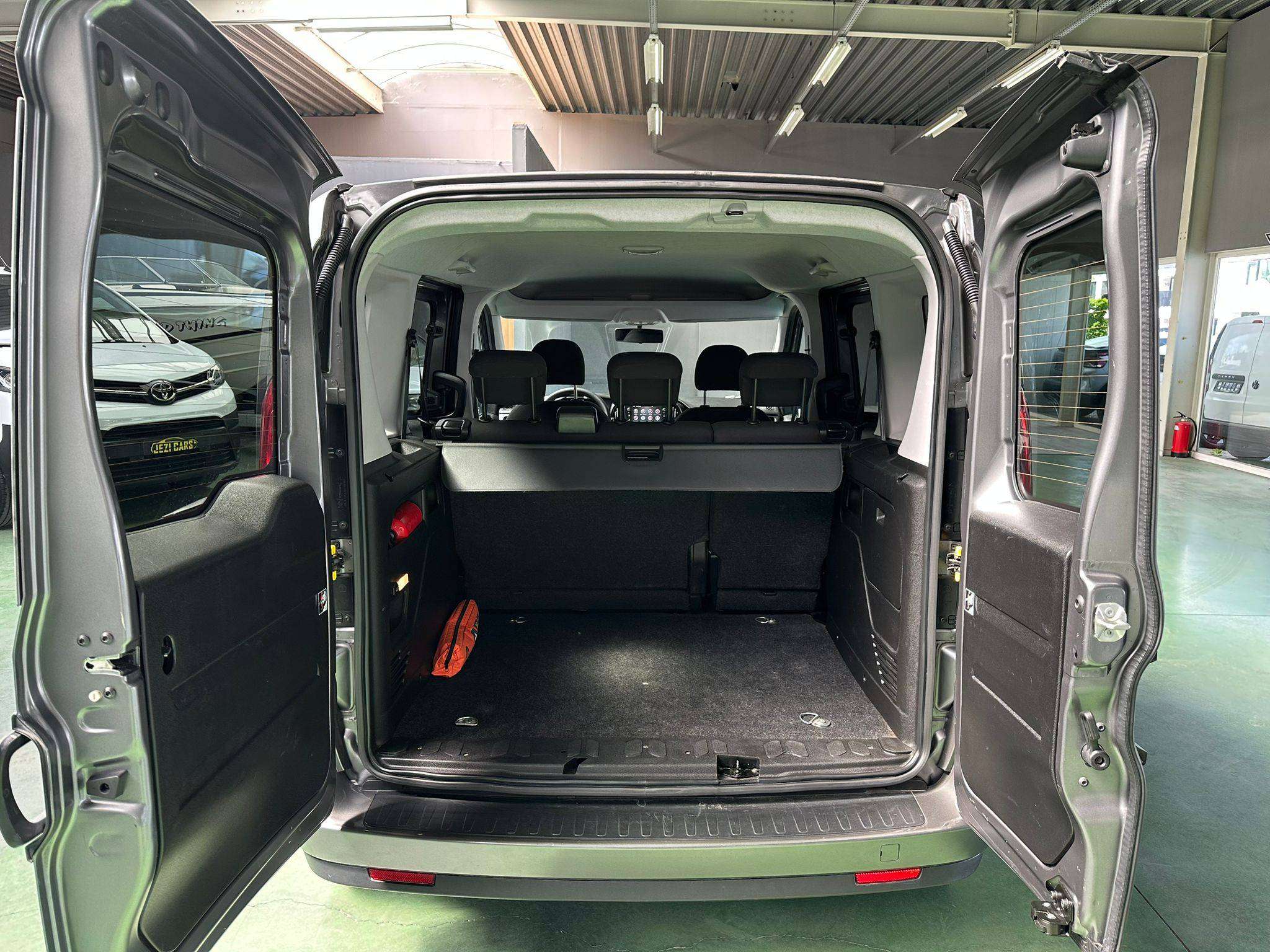 Fiat Doblo 1.6D Multijet * 1 Jaar Garantie *