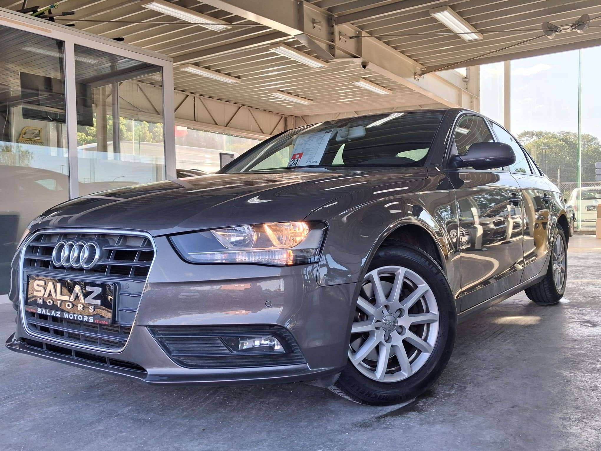 Audi A4 A4 1.8 TFSI / NAVIGATION / CAMERA / BLUETOOTH / GARANTIE