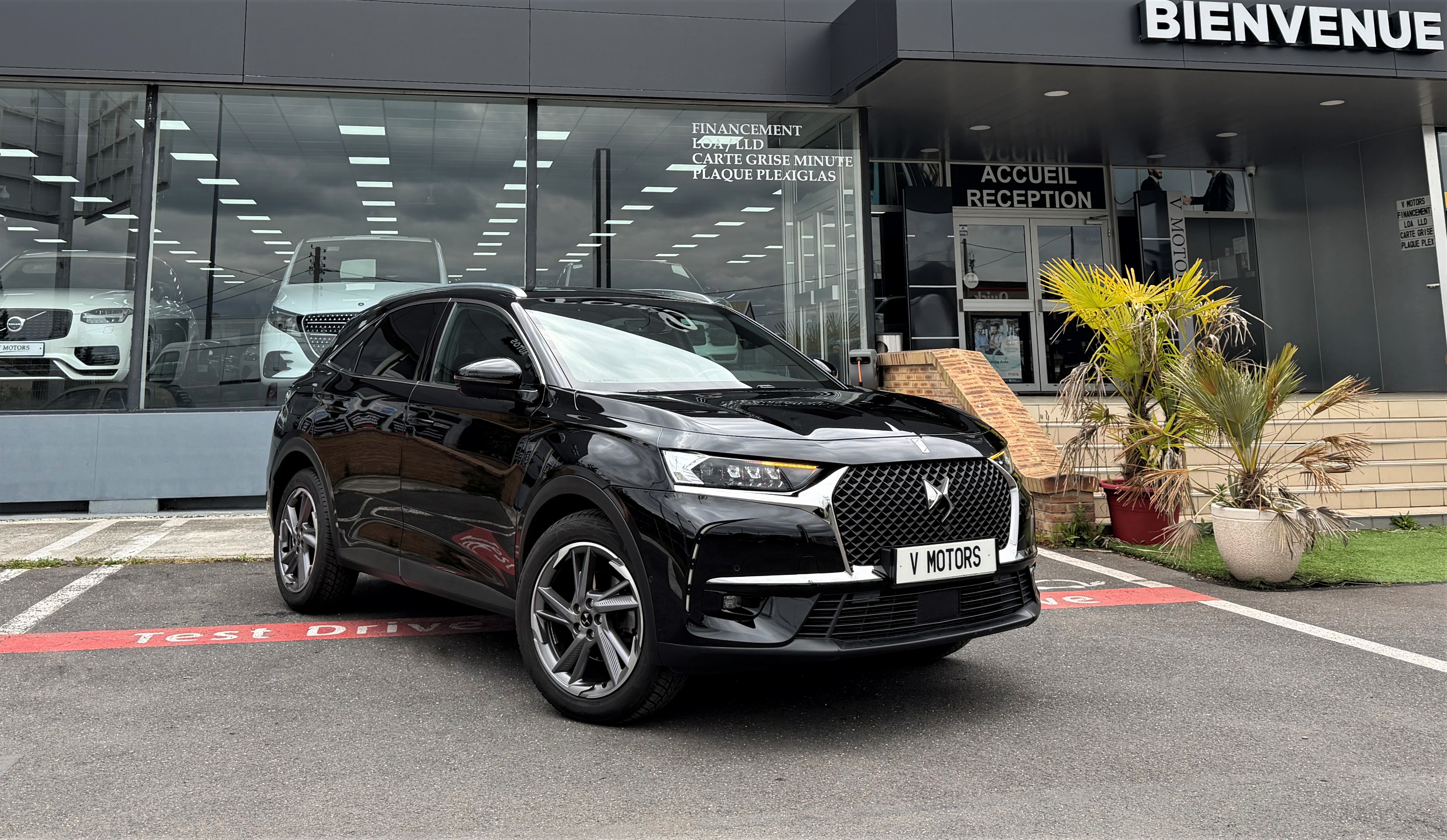 Ds DS 7 Crossback 2.0 HDI 180 New So Chic S&S Design' 1er Main