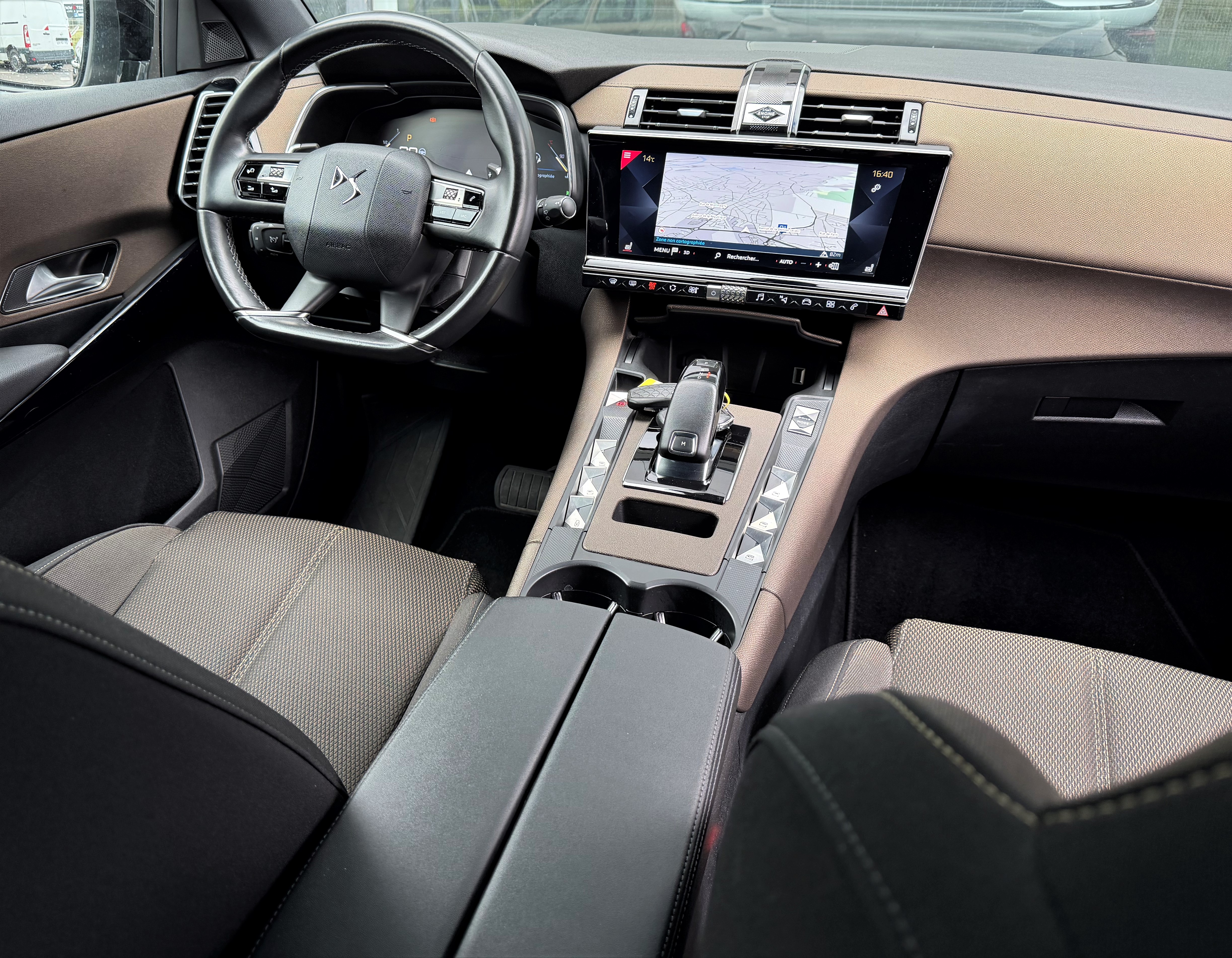 Ds DS 7 Crossback 2.0 HDI 180 New So Chic S&S Design' 1er Main