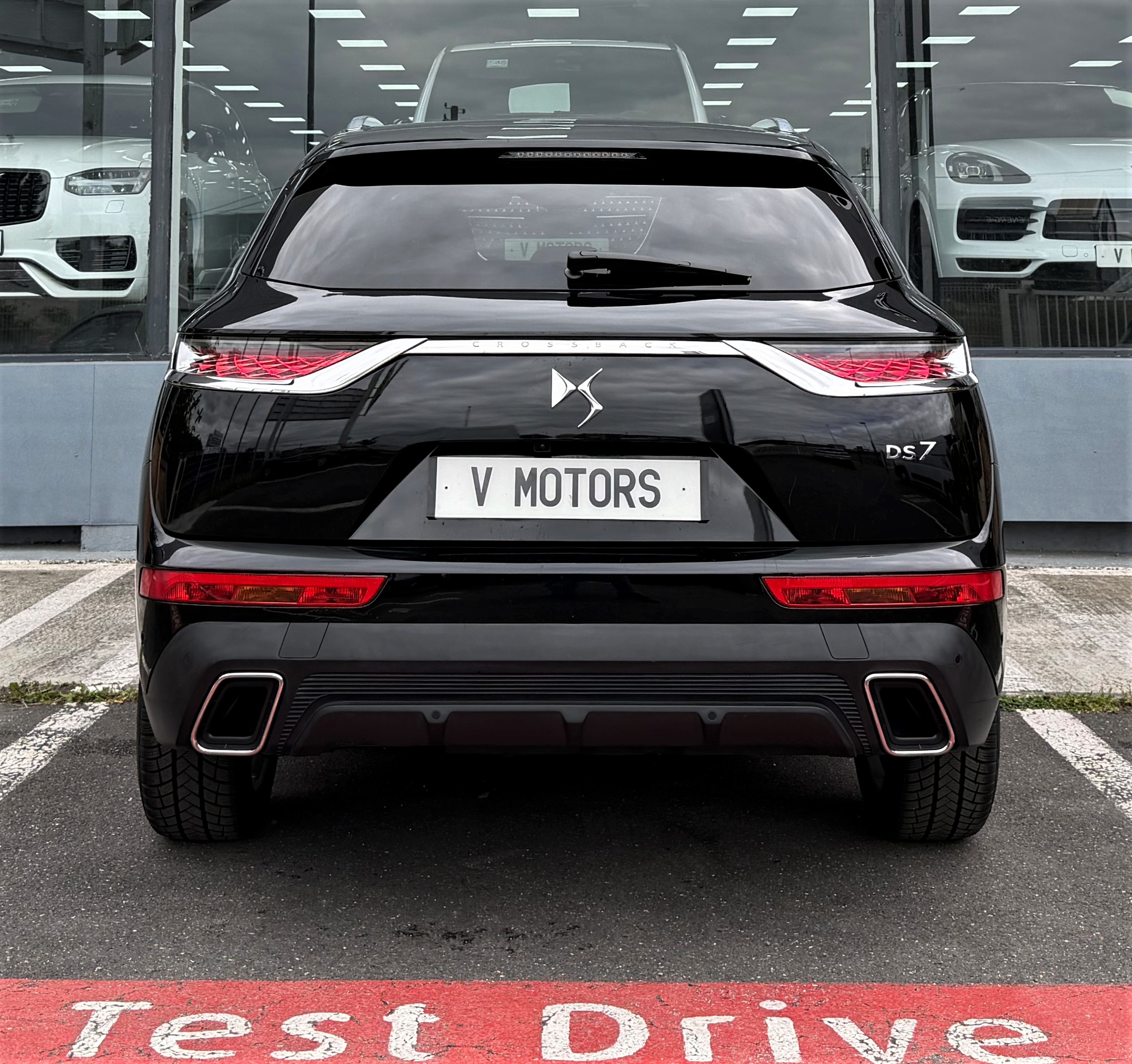 Ds DS 7 Crossback 2.0 HDI 180 New So Chic S&S Design' 1er Main