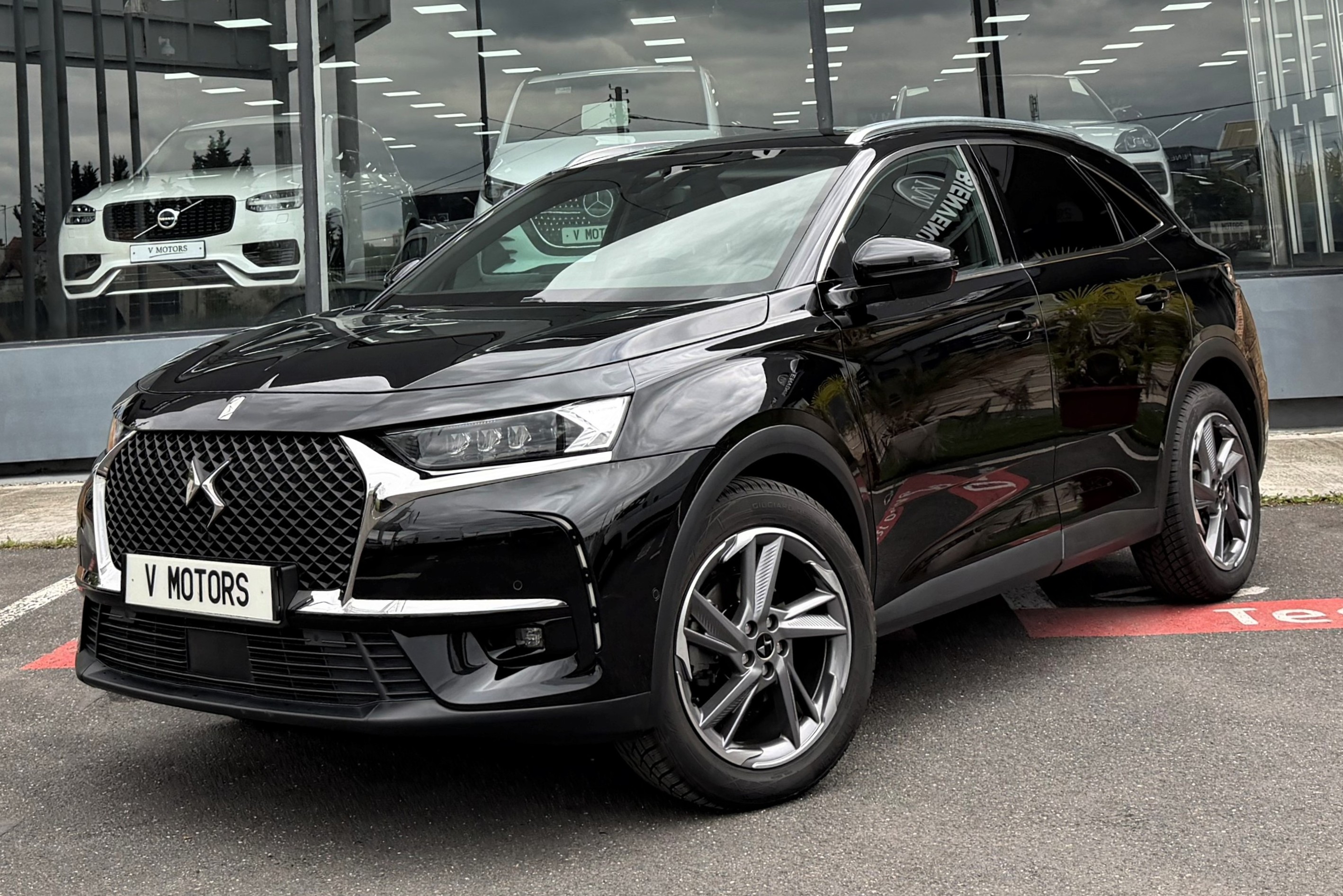 Ds DS 7 Crossback 2.0 HDI 180 New So Chic S&S Design' 1er Main