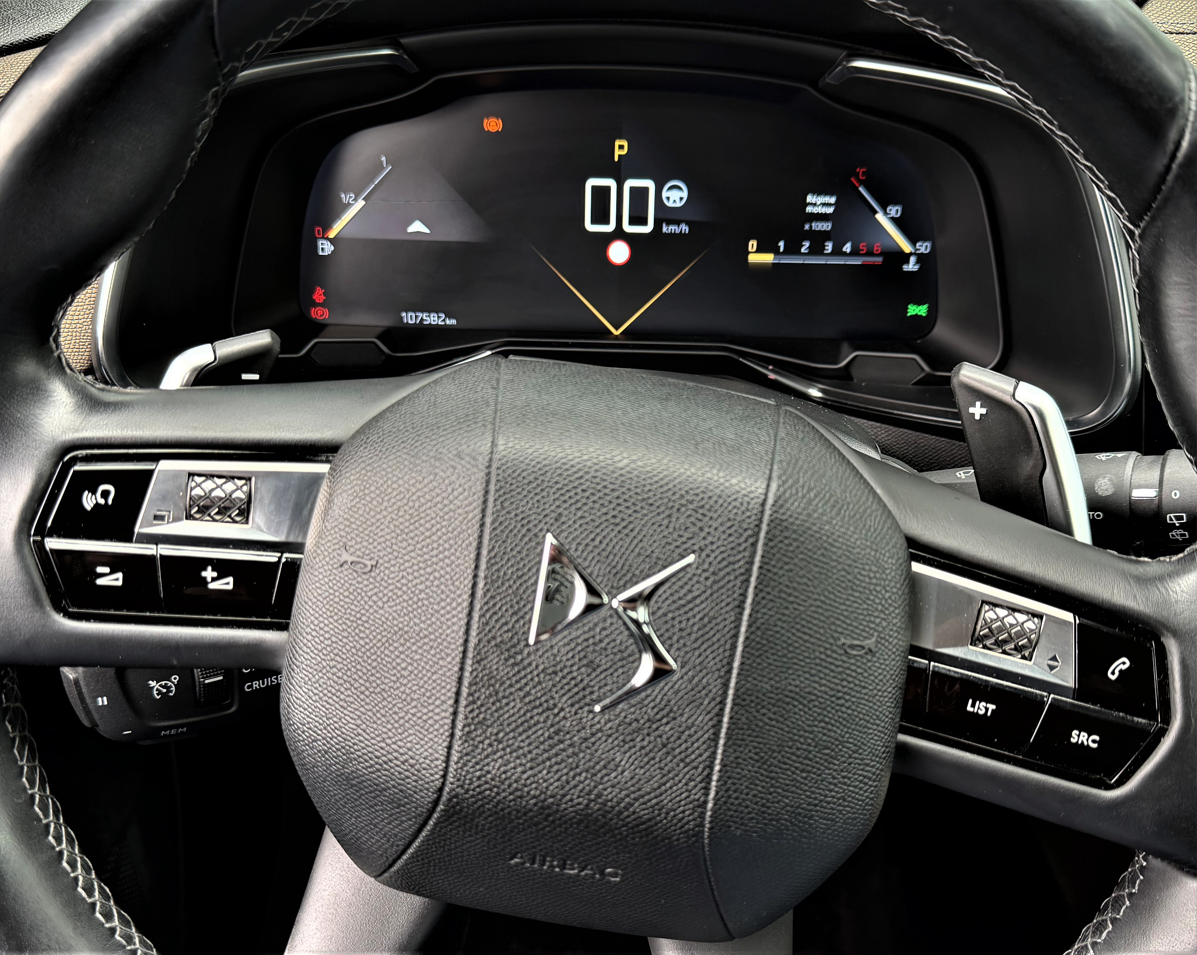 Ds DS 7 Crossback 2.0 HDI 180 New So Chic S&S Design' 1er Main