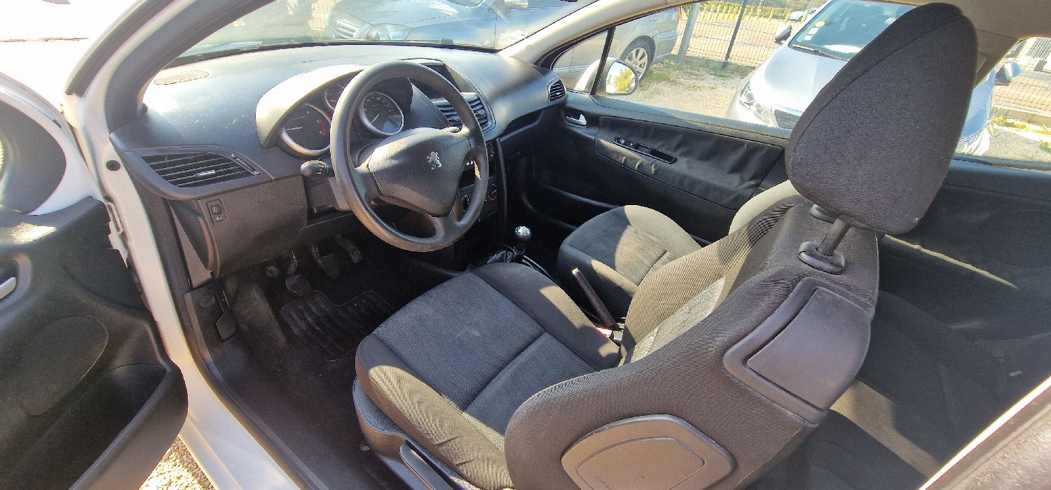Peugeot 207 1.4 HDI 70 URBAN