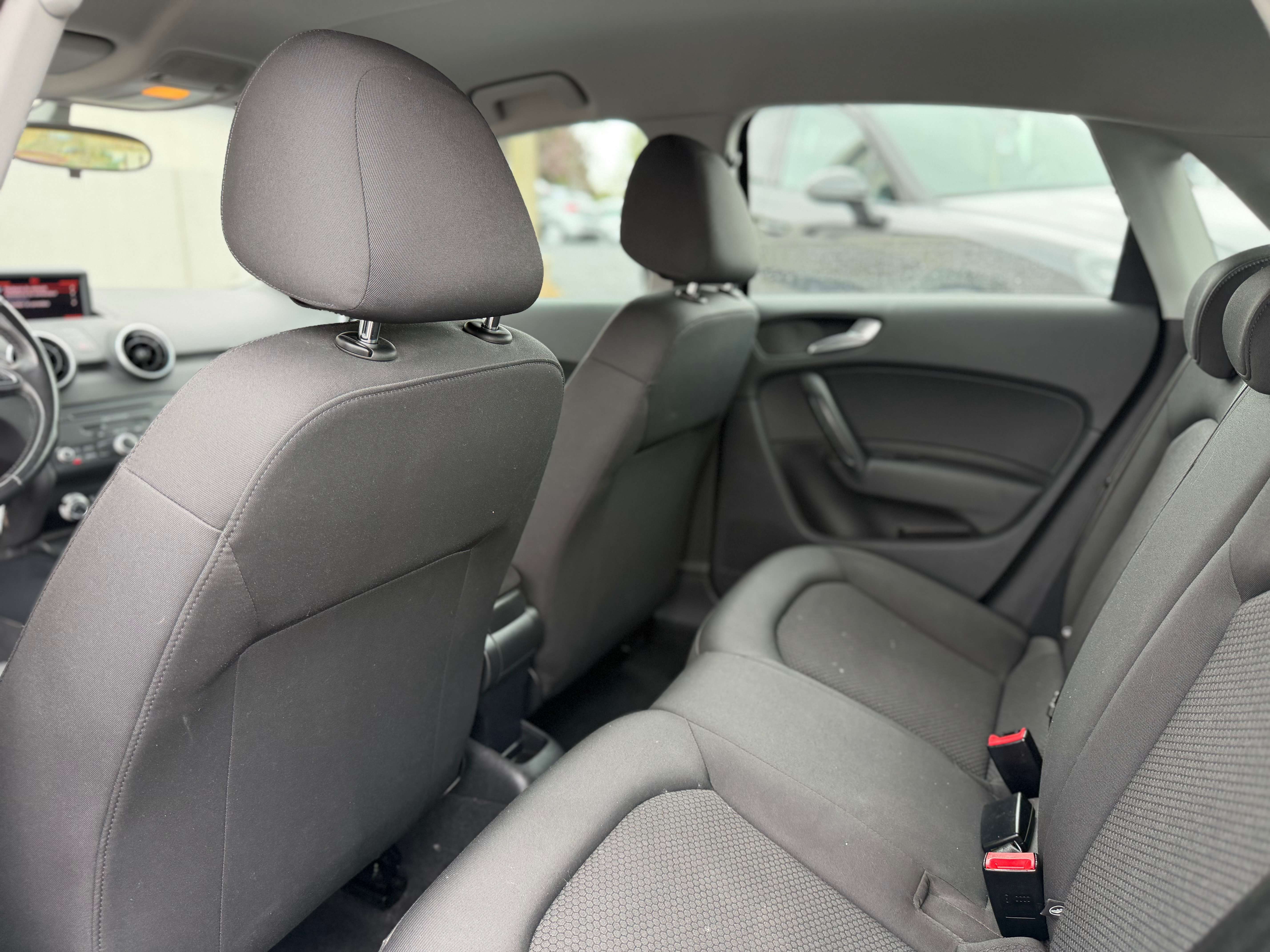 Audi A1 Sportback 1.6 TDi EXPORT MARCHAND
