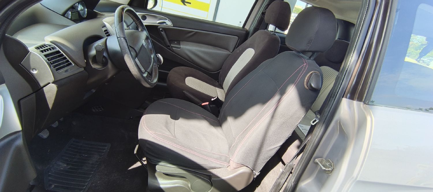 Lancia Ypsilon 1.4 1368cm3 78cv