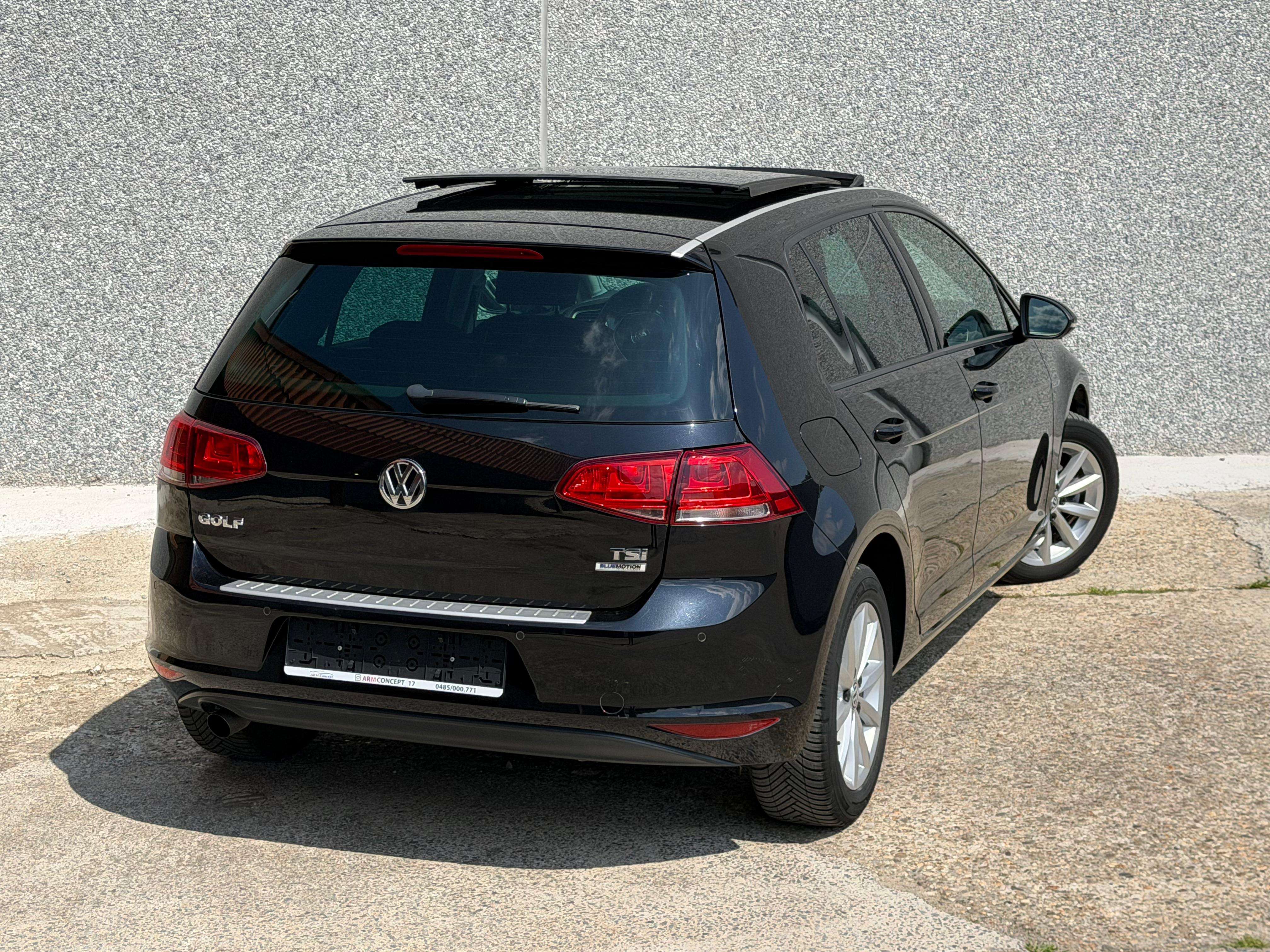 Volkswagen Golf Golf 1.2 TSI essence Lounge 2015 EURO 6b Toit Pano Garantie 12 Mois