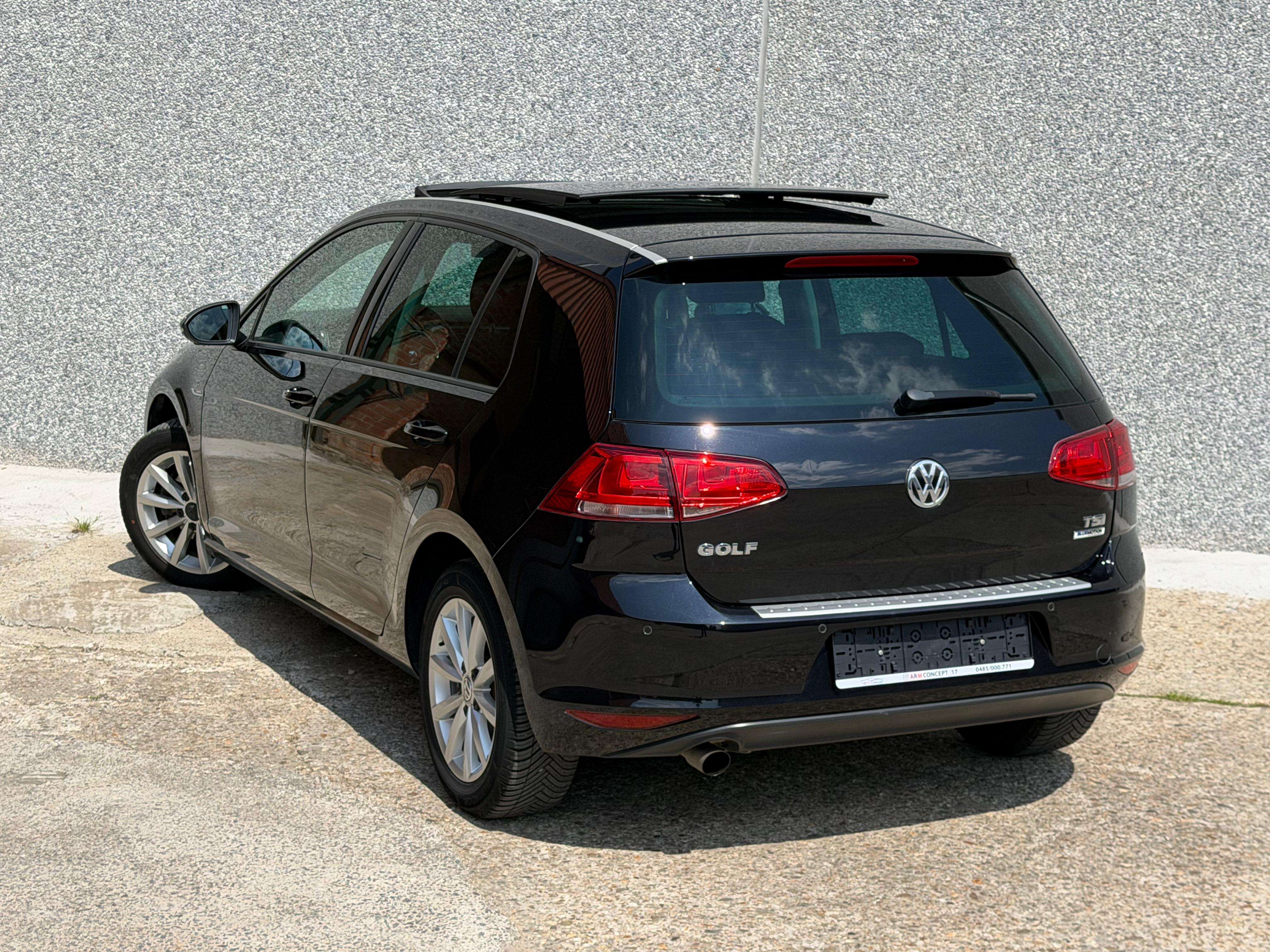 Volkswagen Golf Golf 1.2 TSI essence Lounge 2015 EURO 6b Toit Pano Garantie 12 Mois