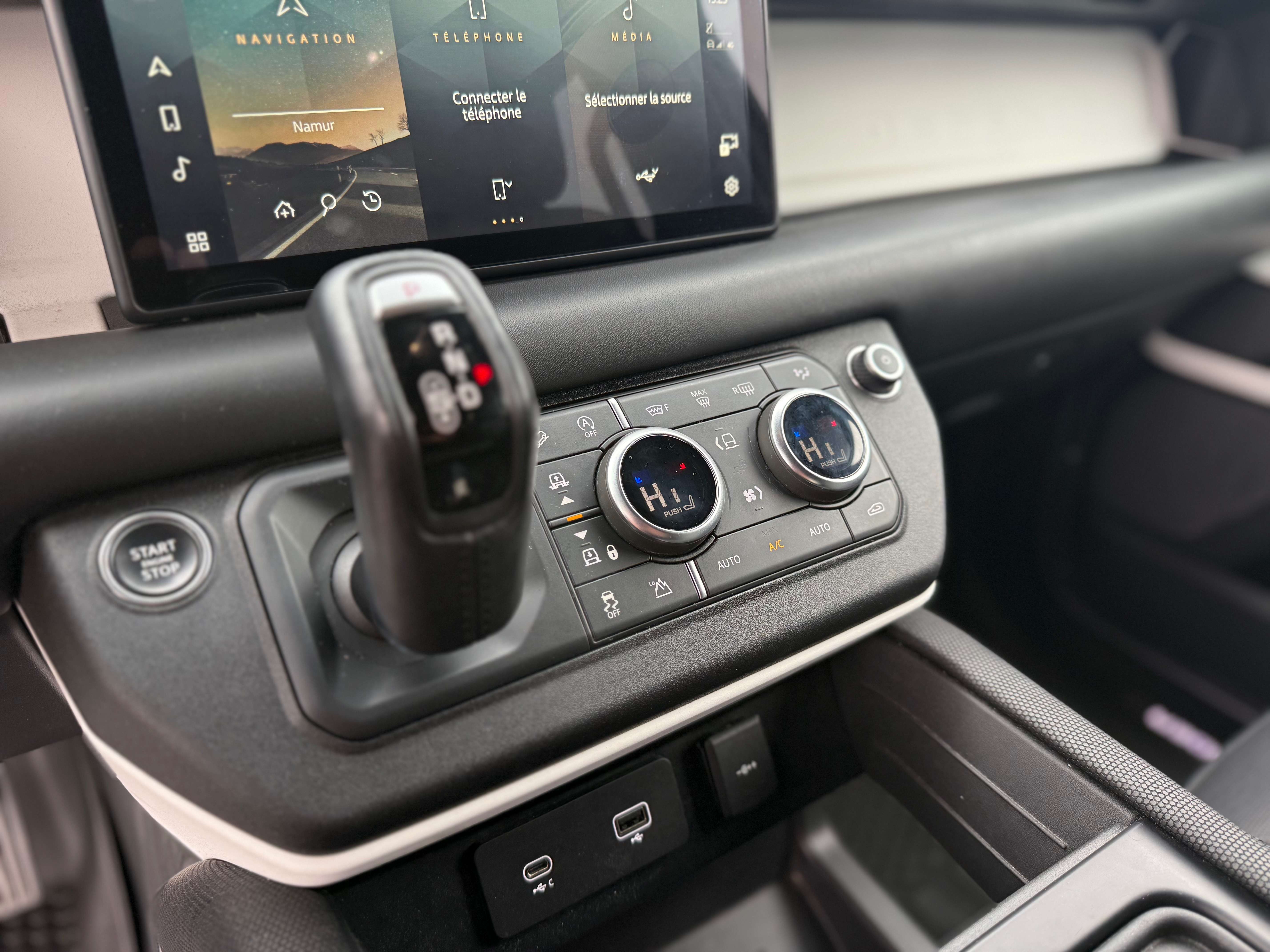 Land Rover Defender Defender 110 3.0 D MHEV D300 X-Dynamic SE