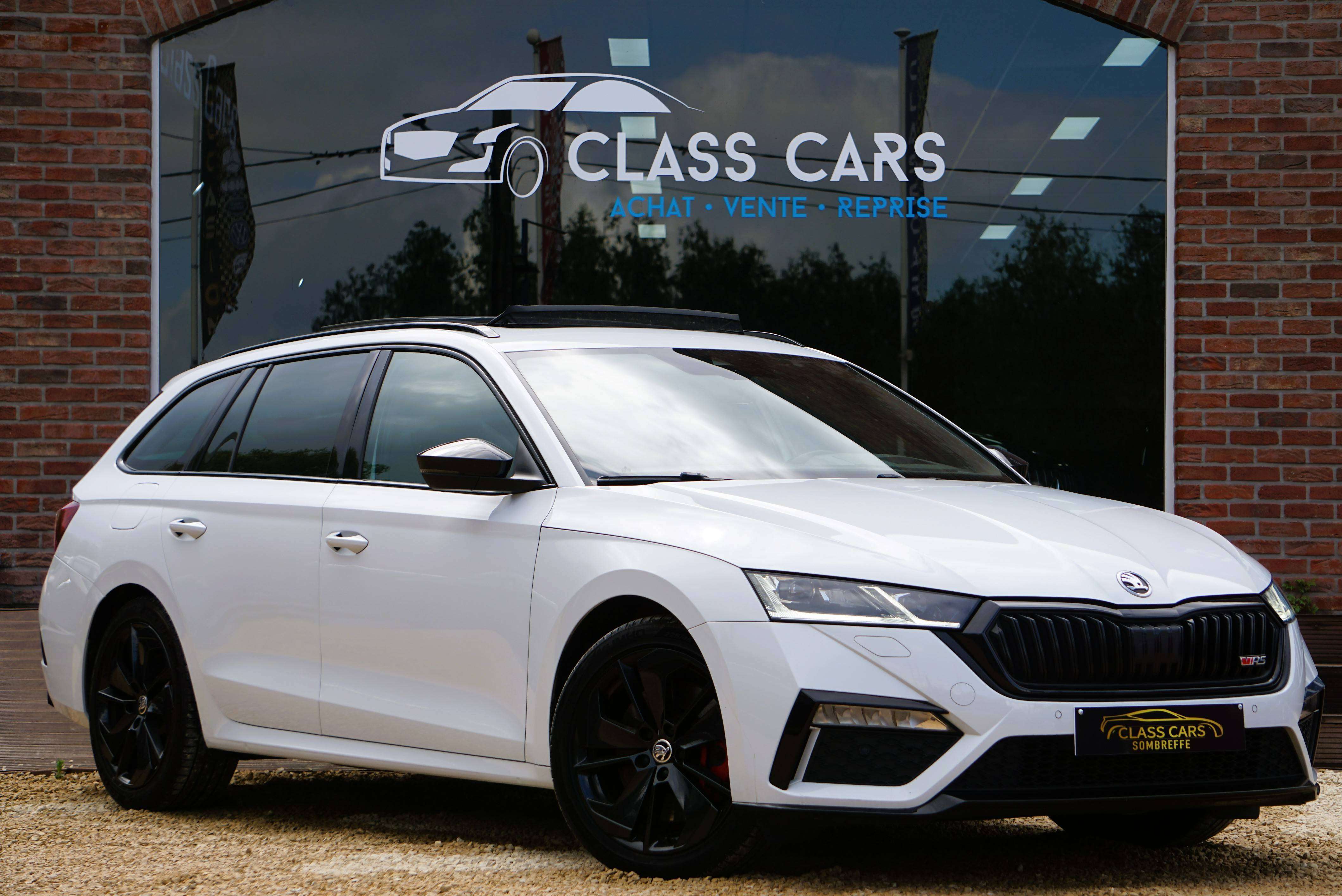 Skoda Octavia SW RS 2.0 TFSI 245CV COCKPIT DSG PANO CAM CARNET