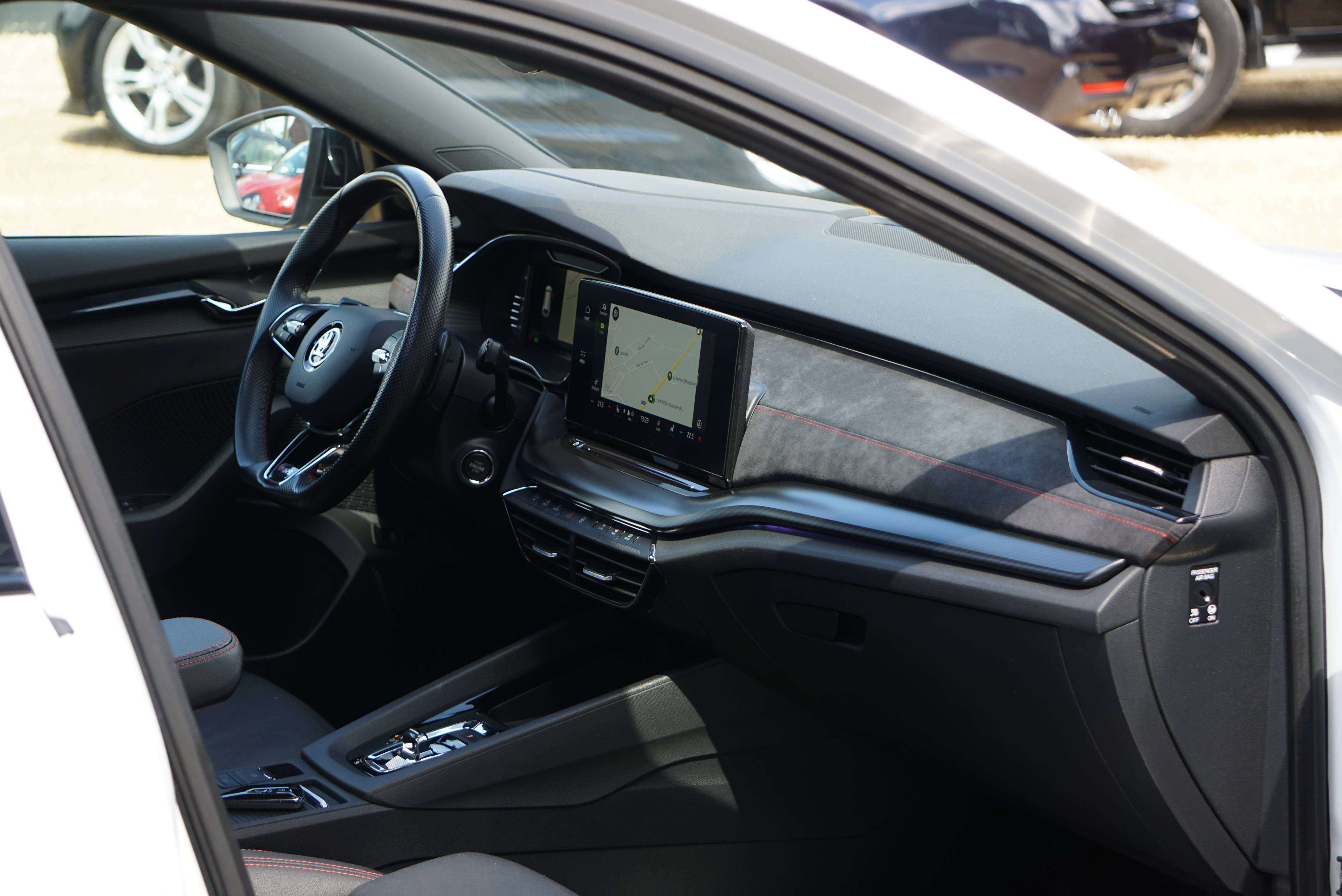 Skoda Octavia SW RS 2.0 TFSI 245CV COCKPIT DSG PANO CAM CARNET