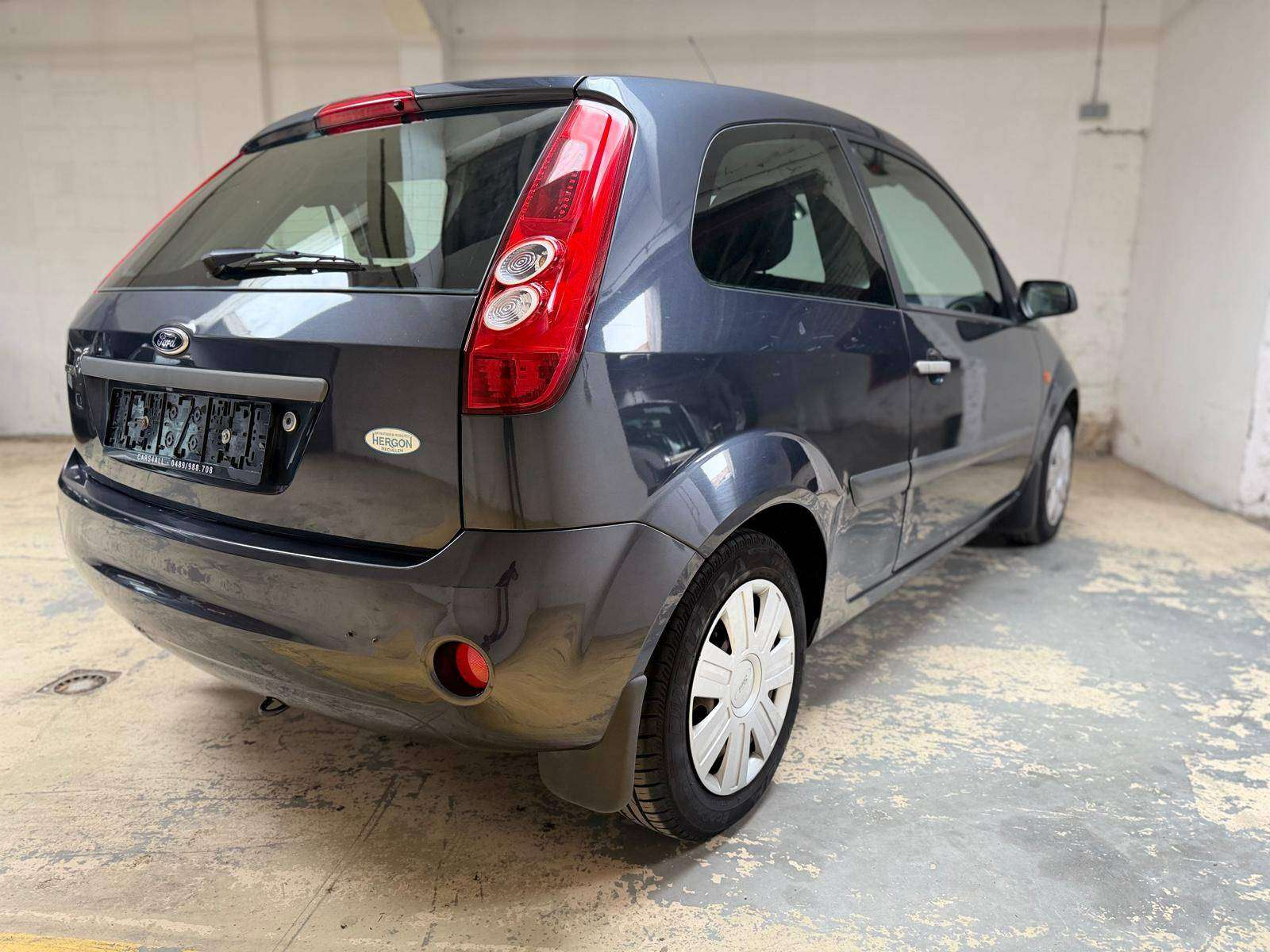 Ford Fiesta Fiesta 1.3i Ambiente - AIRCO - !! 86 000 KM !!