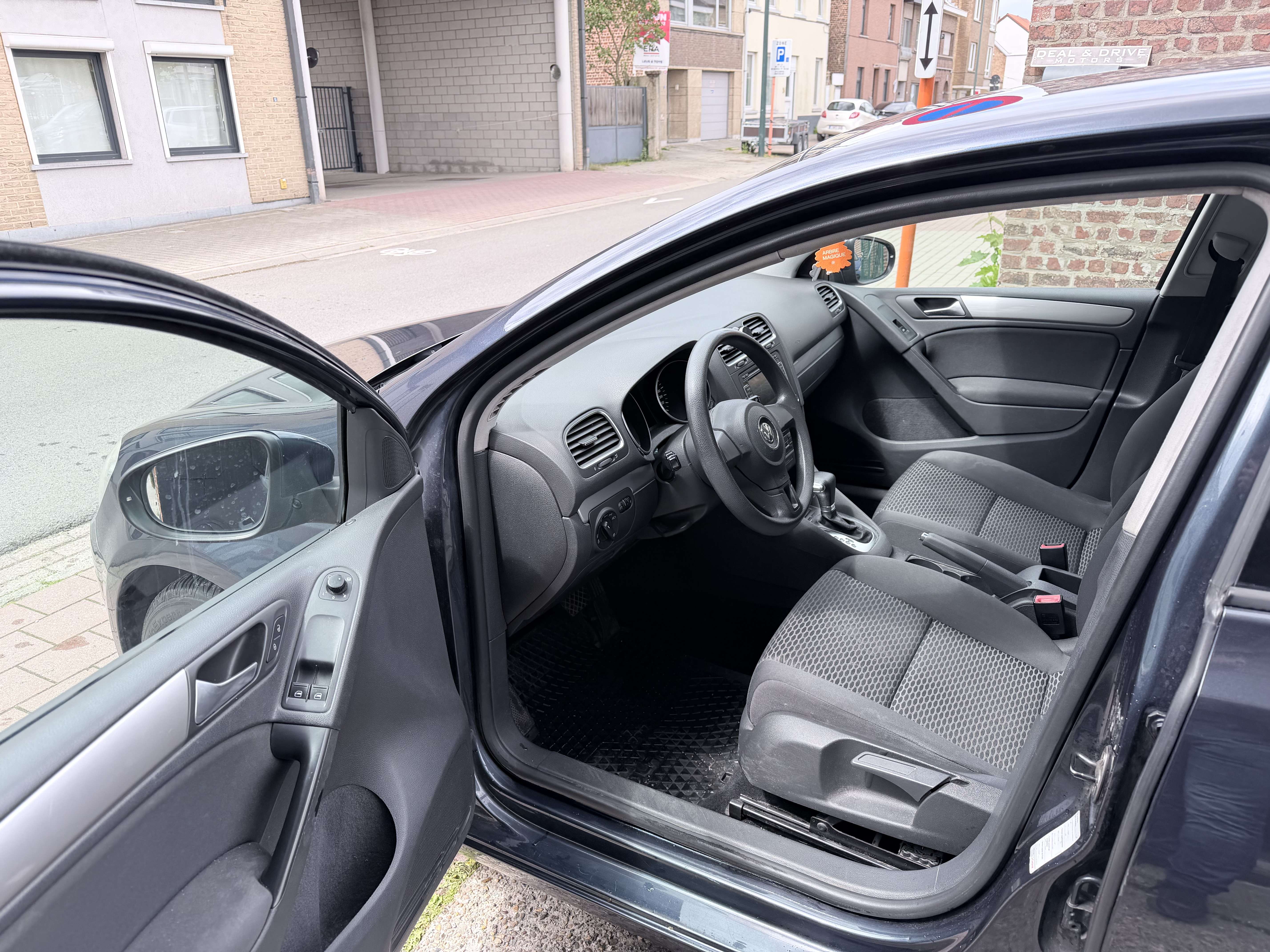 Volkswagen Golf 1.2 TSI Trendline Edition Automaat | Navigatie | Climatronic | Bluetooth