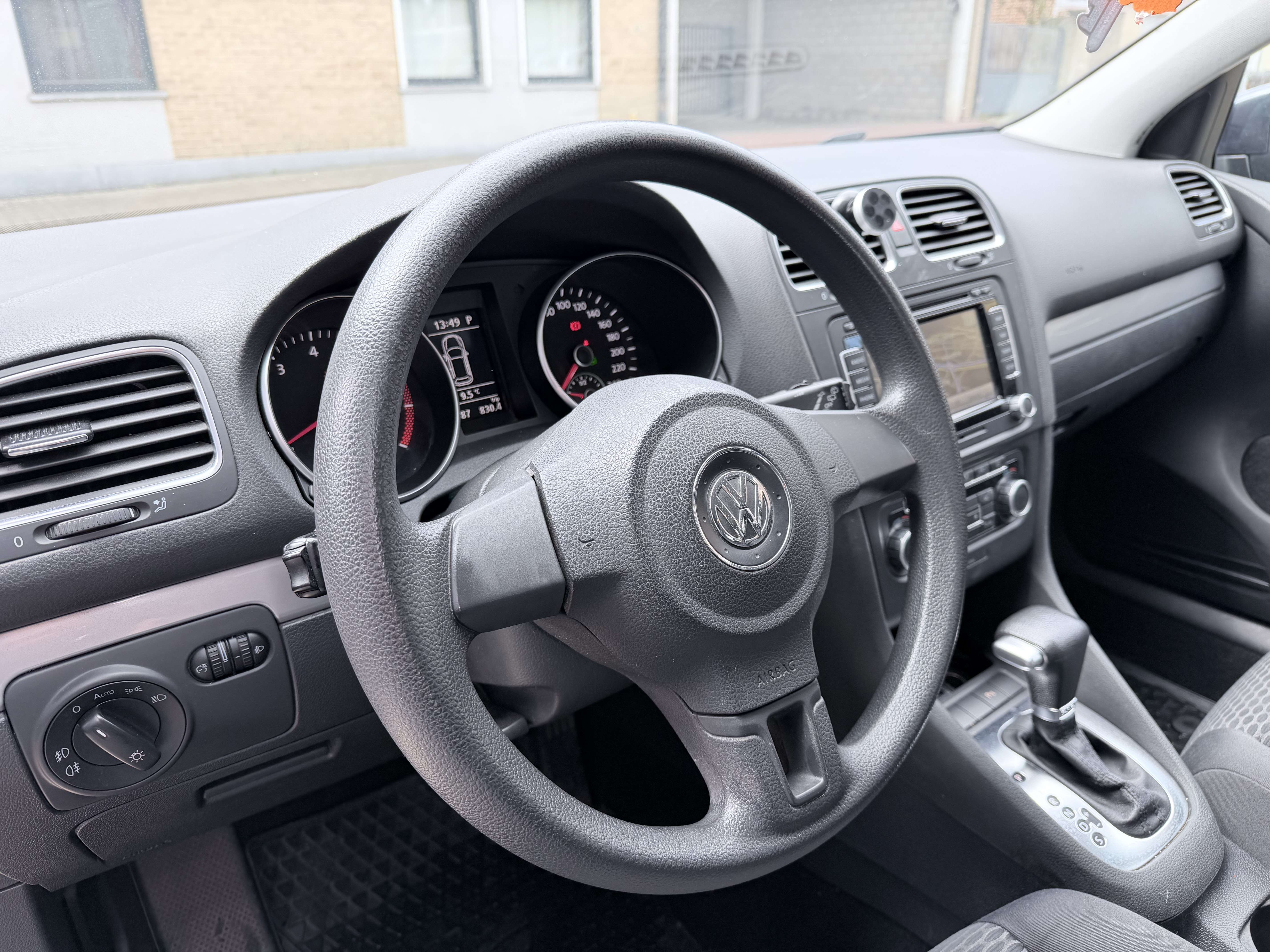 Volkswagen Golf 1.2 TSI Trendline Edition Automaat | Navigatie | Climatronic | Bluetooth